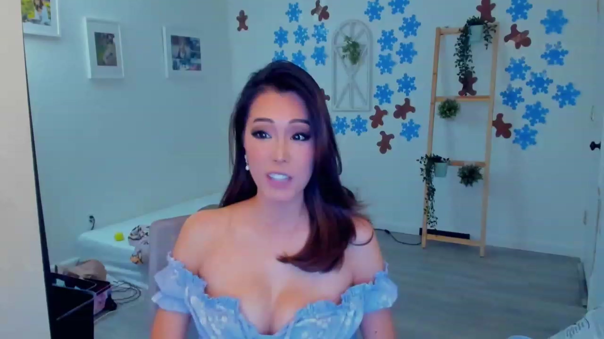 Gallery image thumbnail from Bunni_'s myfreecams stream on, 11/25/2023, 08:02 image 14 of 20