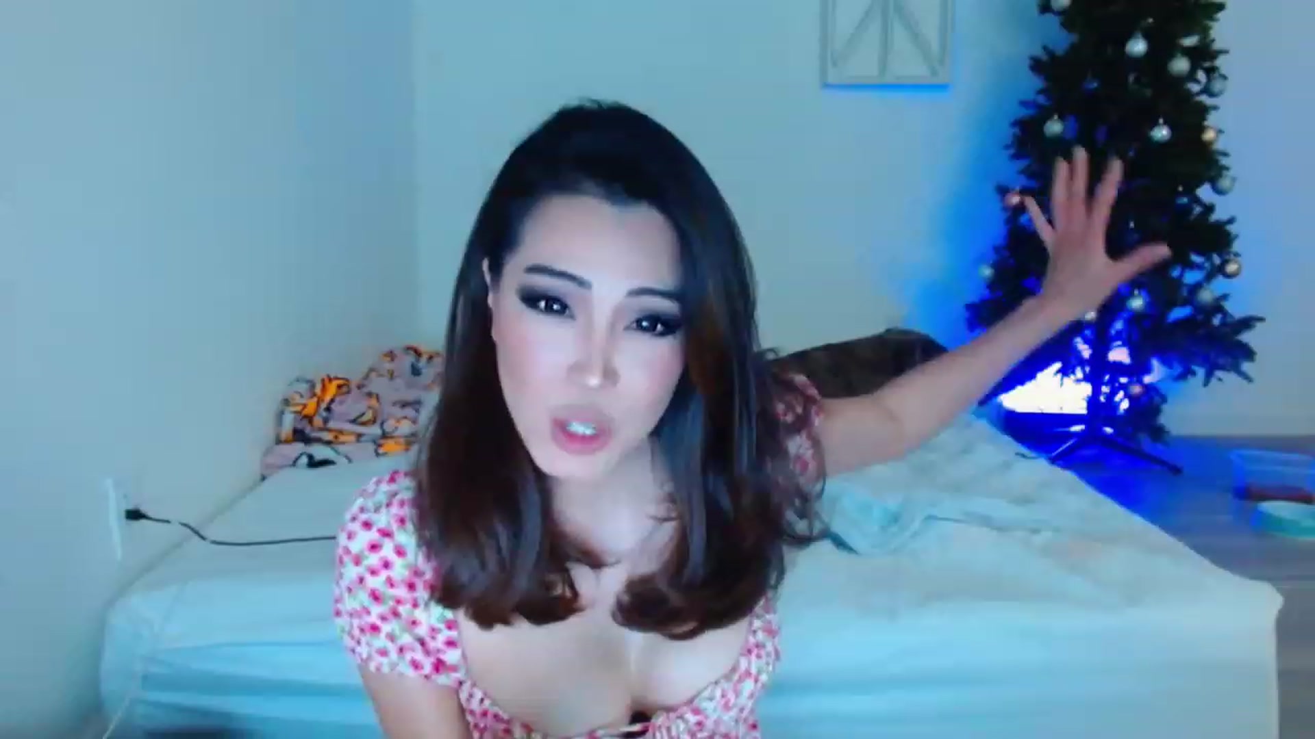Gallery image thumbnail from Bunni_'s myfreecams stream on, 12/03/2023, 07:42 image 9 of 20