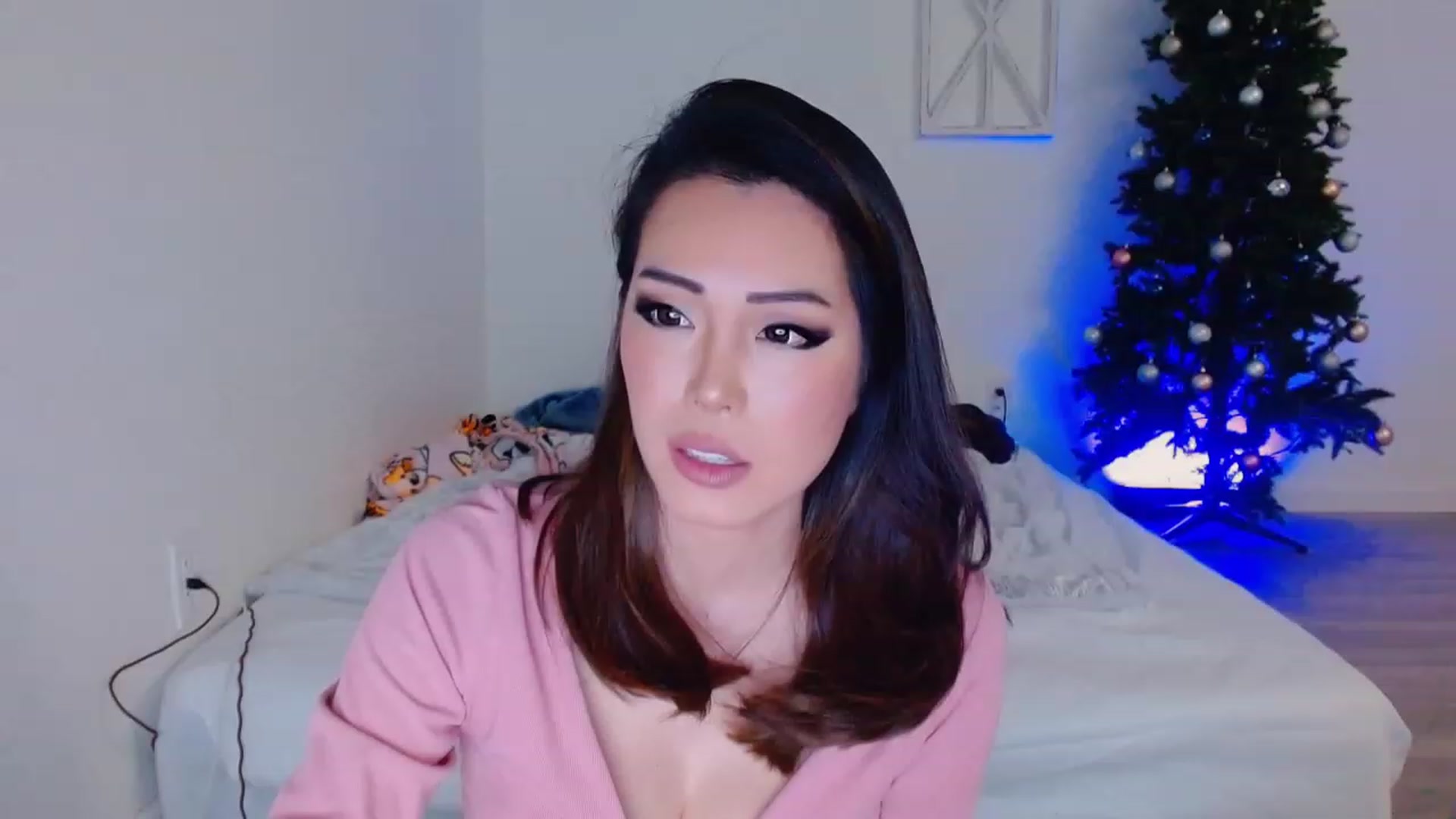 Gallery image thumbnail from Bunni_'s myfreecams stream on, 12/04/2023, 07:50 image 2 of 20