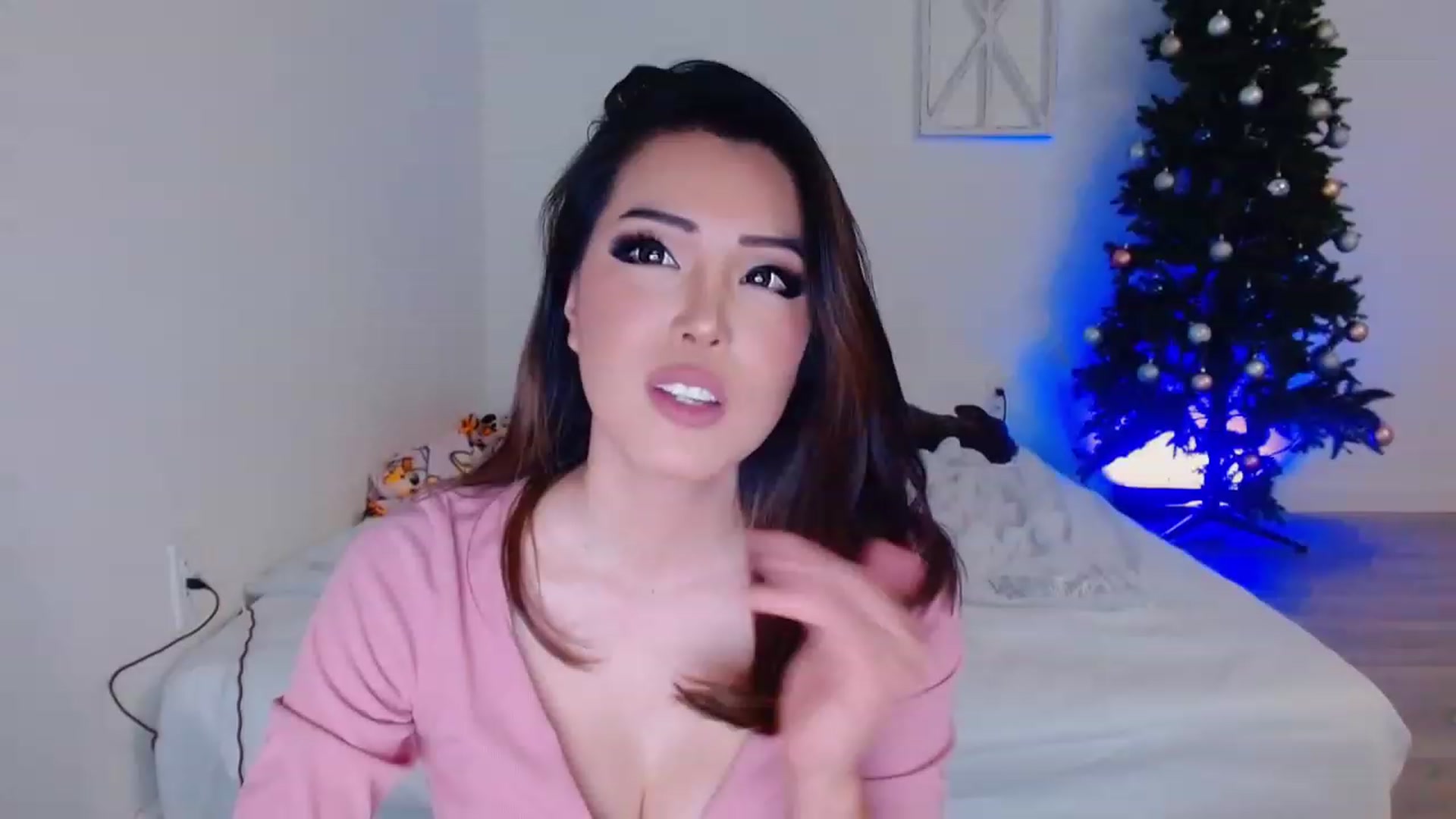 Gallery image thumbnail from Bunni_'s myfreecams stream on, 12/04/2023, 07:50 image 5 of 20