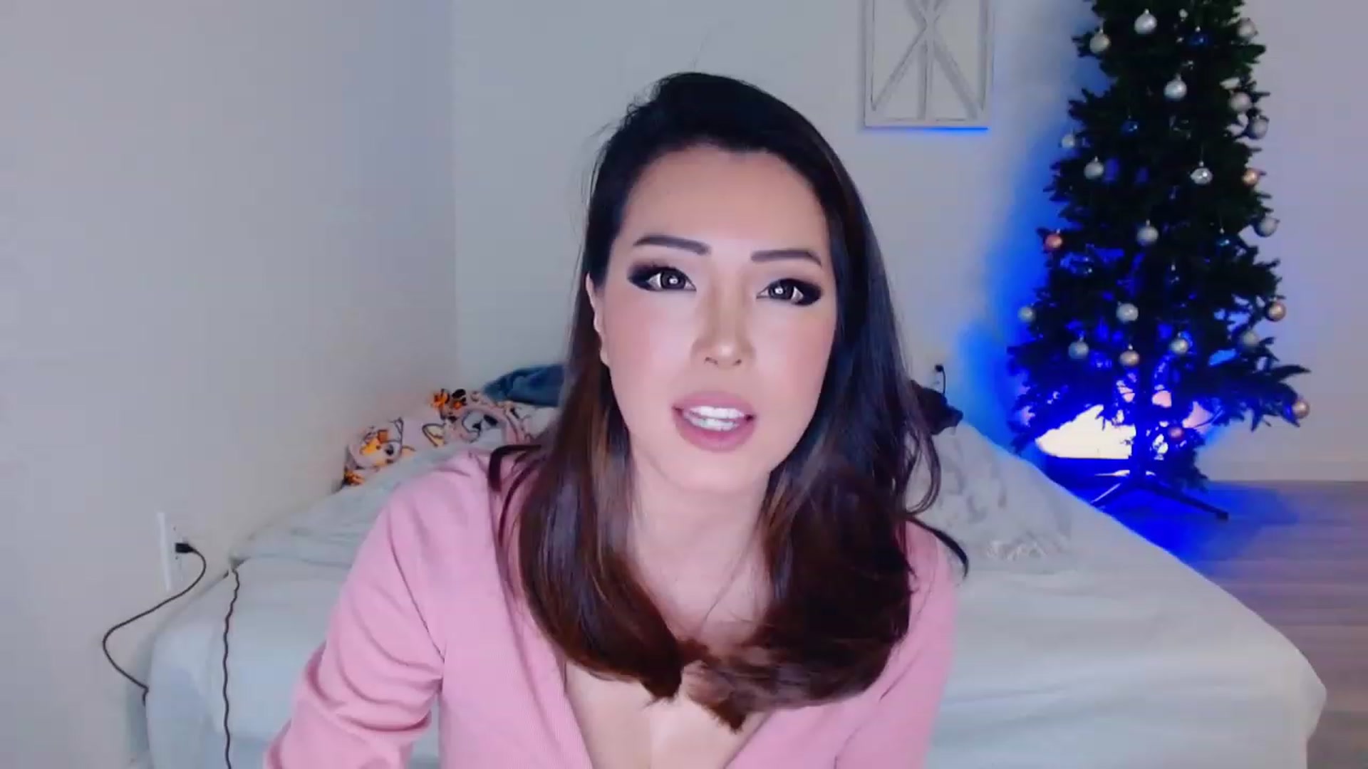 Gallery image thumbnail from Bunni_'s myfreecams stream on, 12/04/2023, 07:50 image 1 of 20