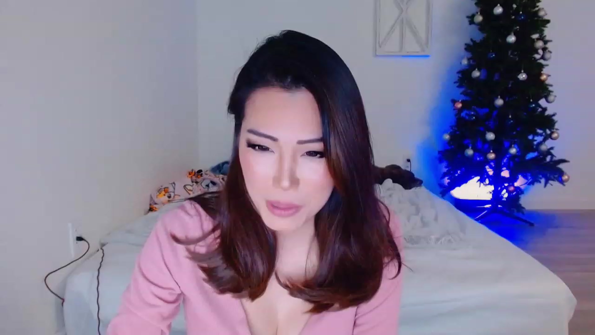 Gallery image thumbnail from Bunni_'s myfreecams stream on, 12/04/2023, 07:50 image 13 of 20