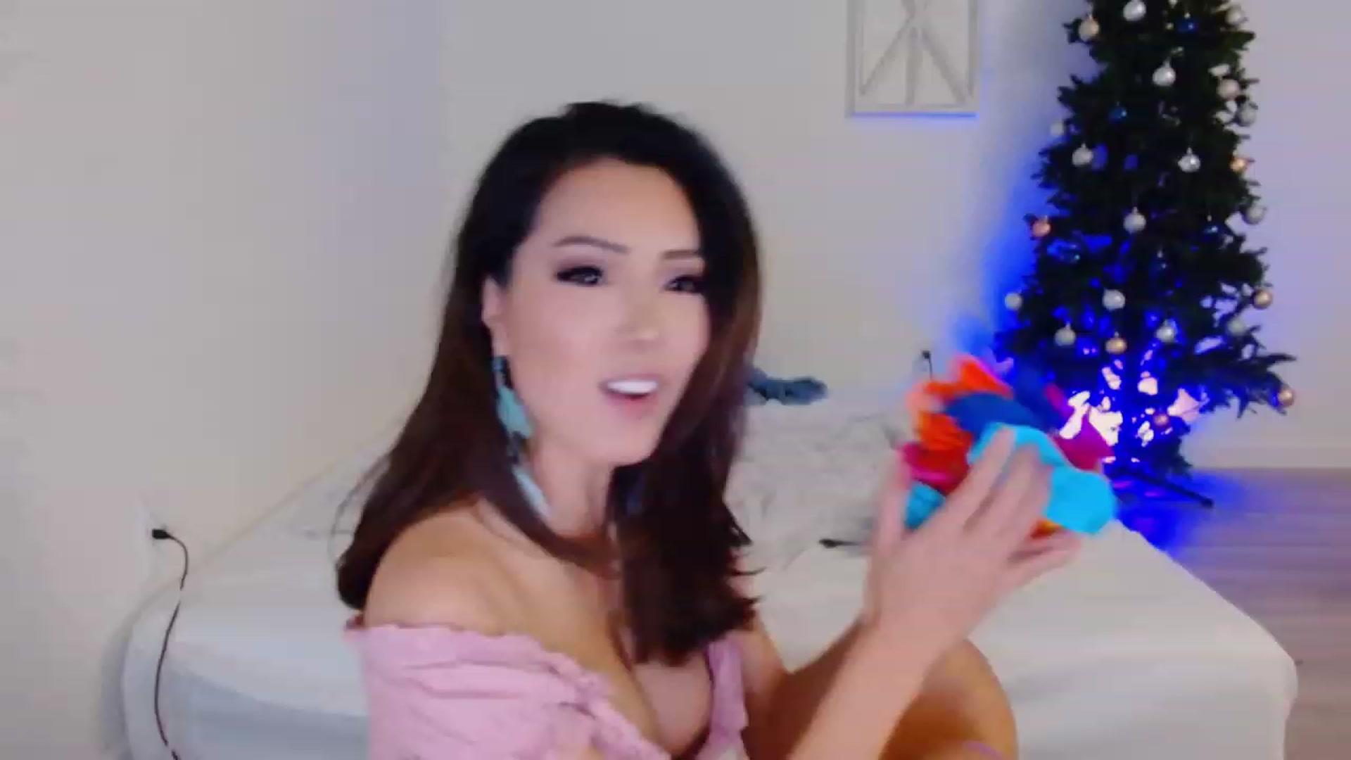 Gallery image thumbnail from Bunni_'s myfreecams stream on, 12/06/2023, 07:45 image 3 of 20
