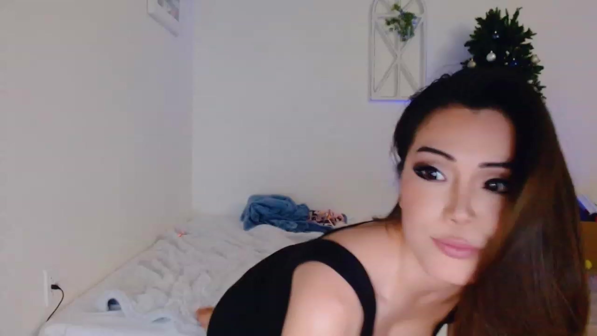 Gallery image thumbnail from Bunni_'s myfreecams stream on, 12/07/2023, 07:24 image 9 of 20