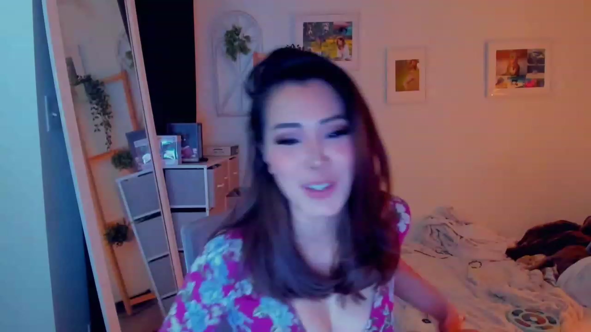 Gallery image thumbnail from Bunni_'s myfreecams stream on, 12/17/2023, 09:22 image 4 of 20