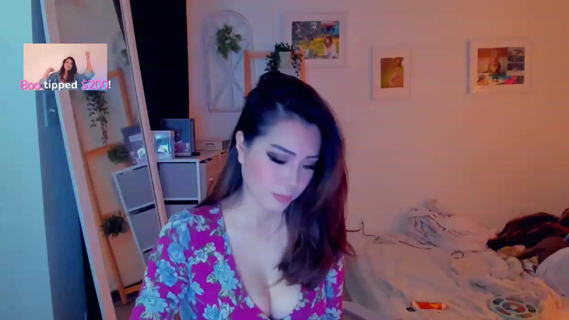 Gallery image thumbnail from Bunni_'s myfreecams stream on, 12/17/2023, 09:22 image 5 of 20