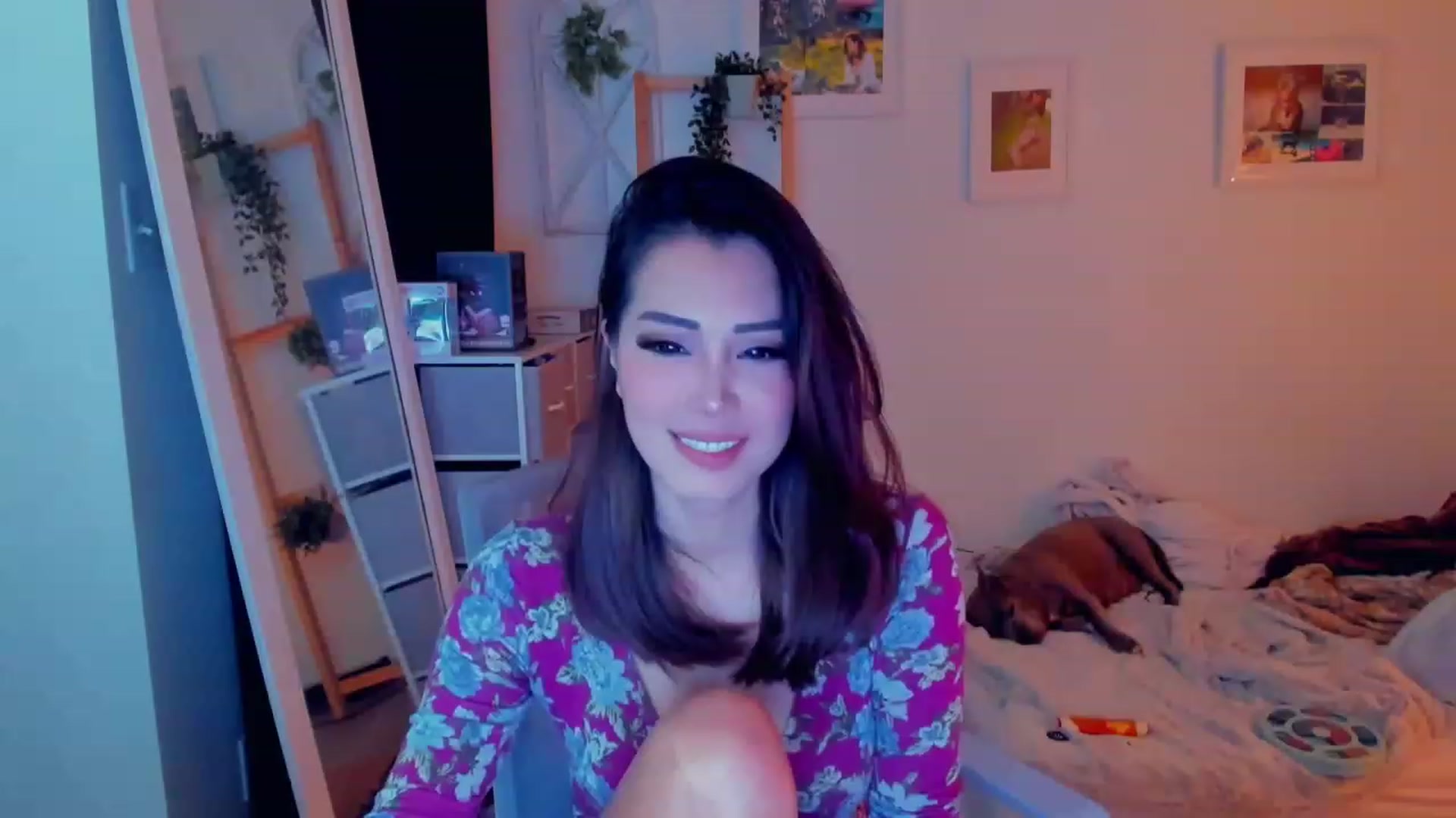 Gallery image thumbnail from Bunni_'s myfreecams stream on, 12/17/2023, 09:22 image 14 of 20
