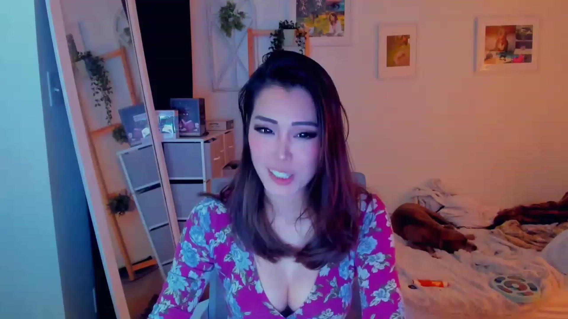 Gallery image thumbnail from Bunni_'s myfreecams stream on, 12/17/2023, 09:22 image 18 of 20