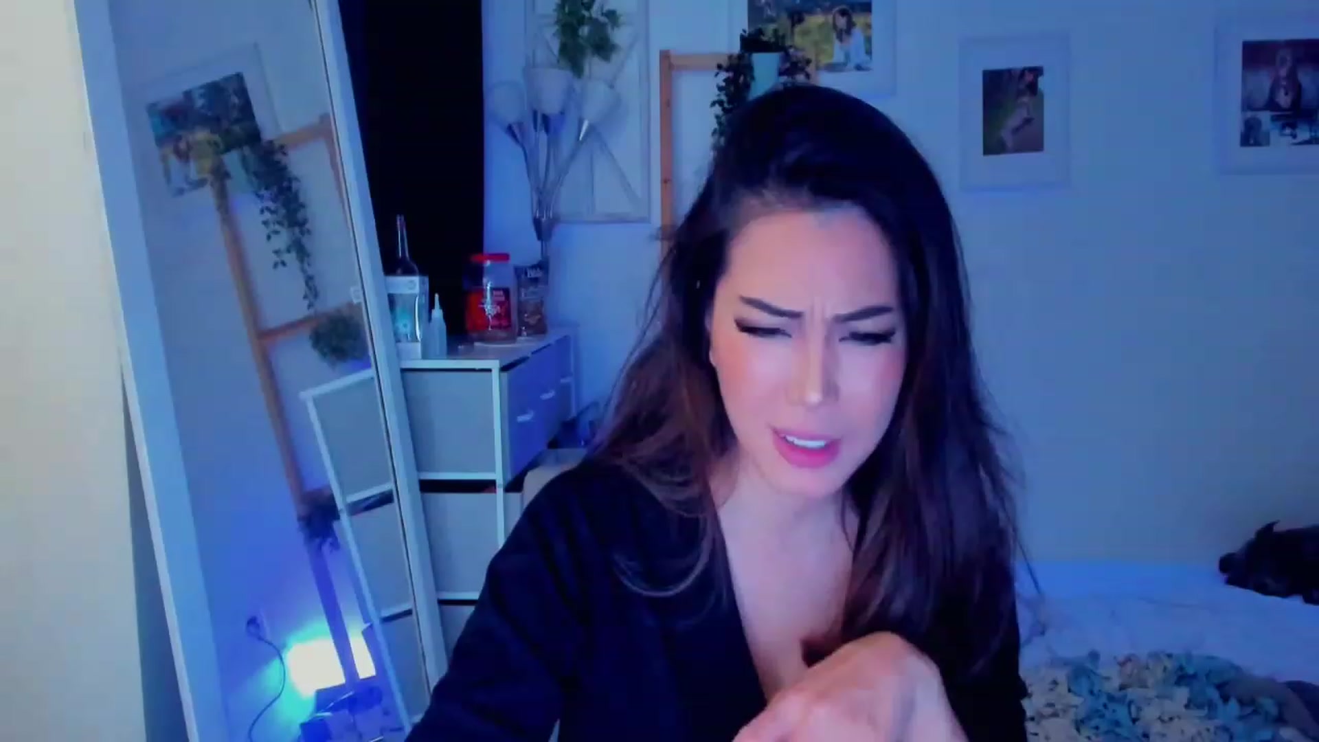 Gallery image thumbnail from Bunni_'s myfreecams stream on, 12/23/2023, 07:56 image 1 of 20