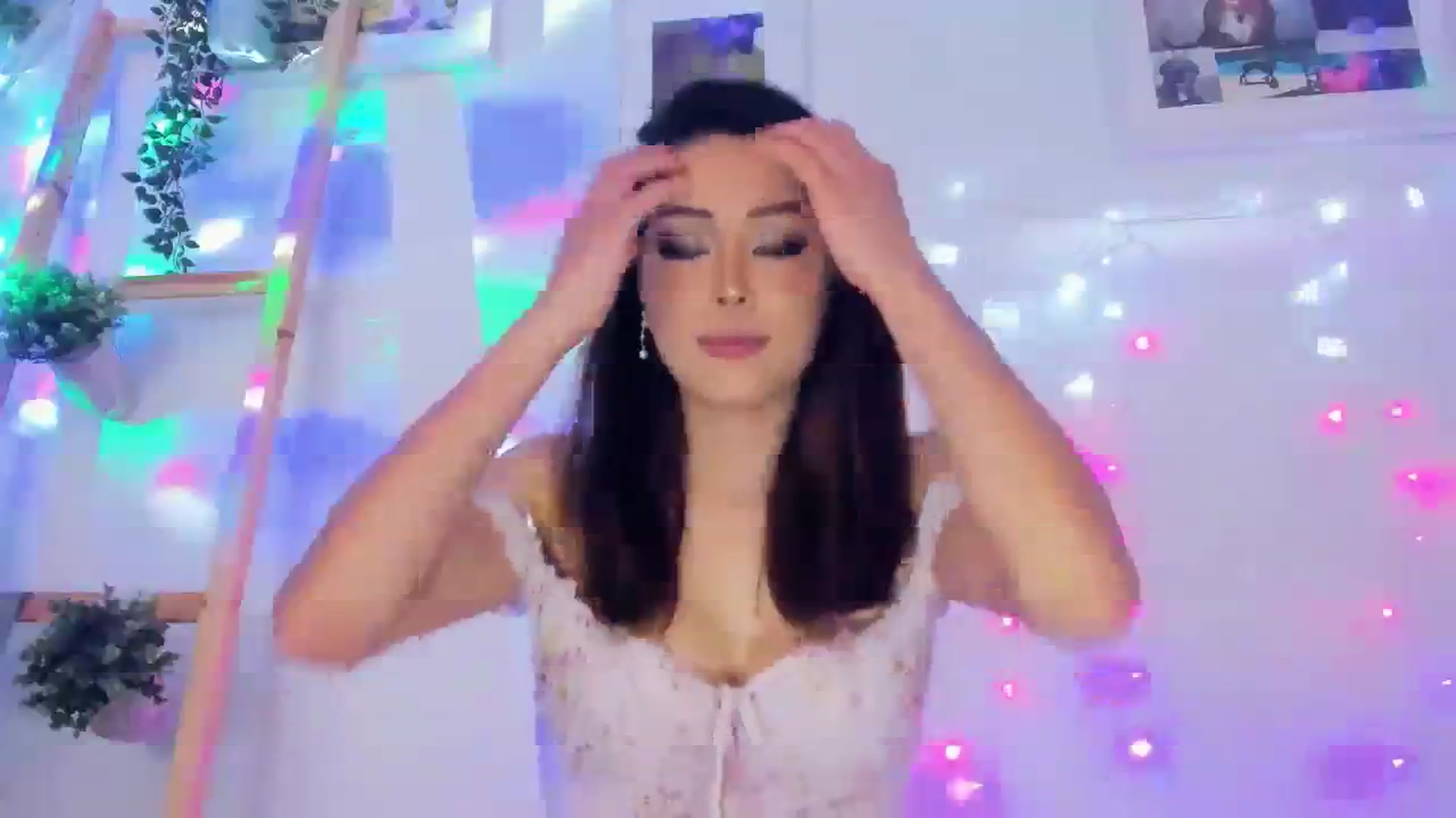 Gallery image thumbnail from Bunni_'s myfreecams stream on, 12/28/2023, 08:20 image 3 of 20