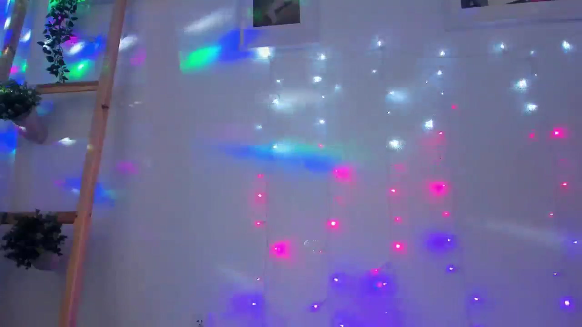 Gallery image thumbnail from Bunni_'s myfreecams stream on, 12/28/2023, 08:20 image 17 of 20