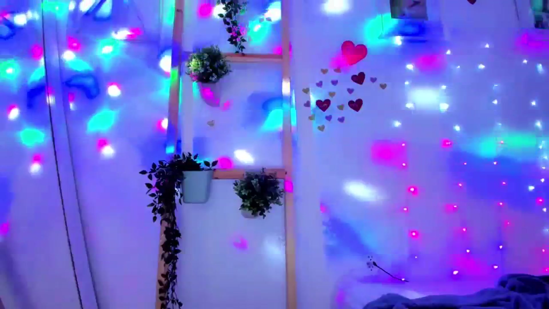 Gallery image thumbnail from Bunni_'s myfreecams stream on, 01/12/2024, 07:43 image 10 of 20