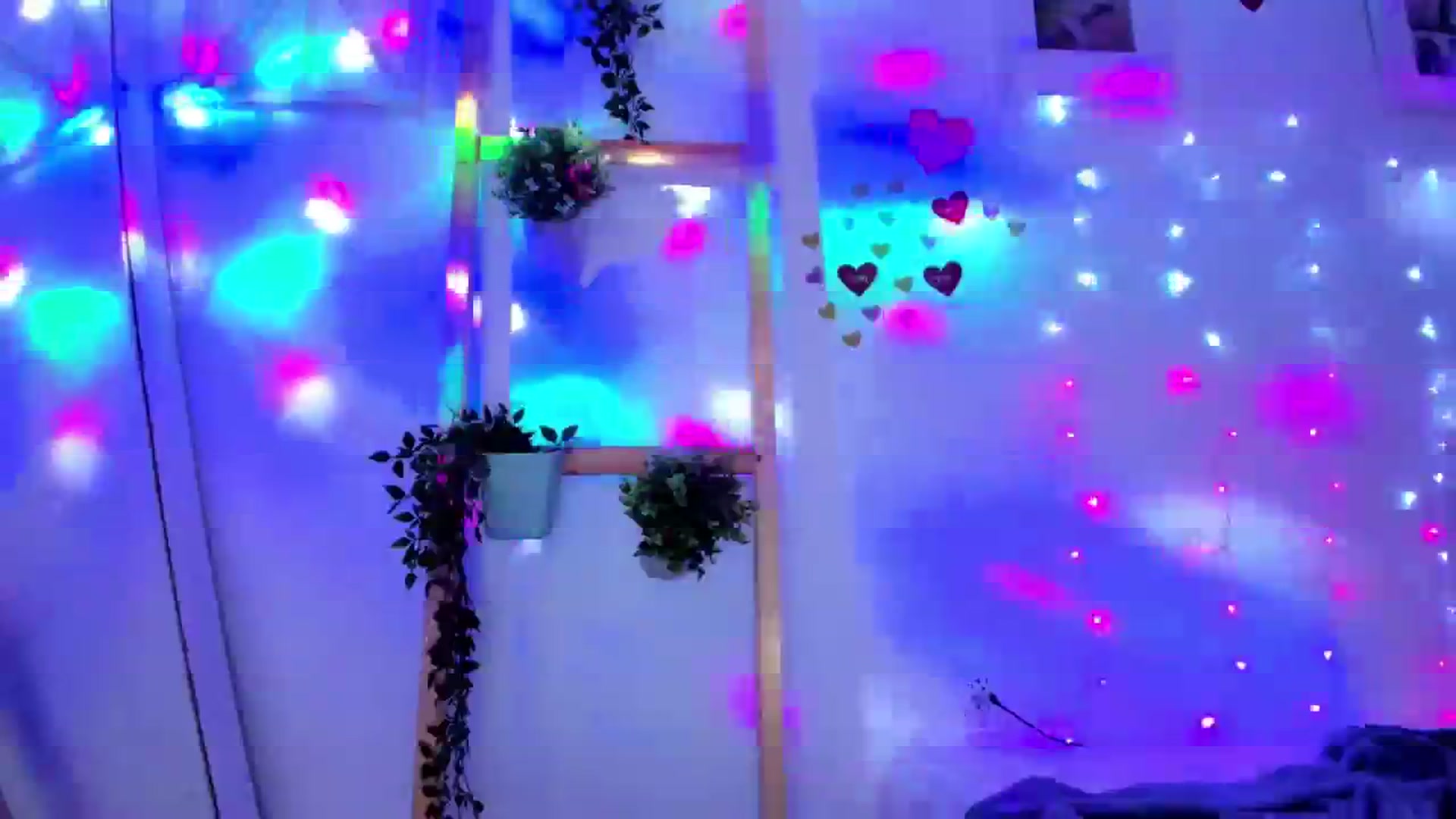 Gallery image thumbnail from Bunni_'s myfreecams stream on, 01/12/2024, 07:43 image 9 of 20