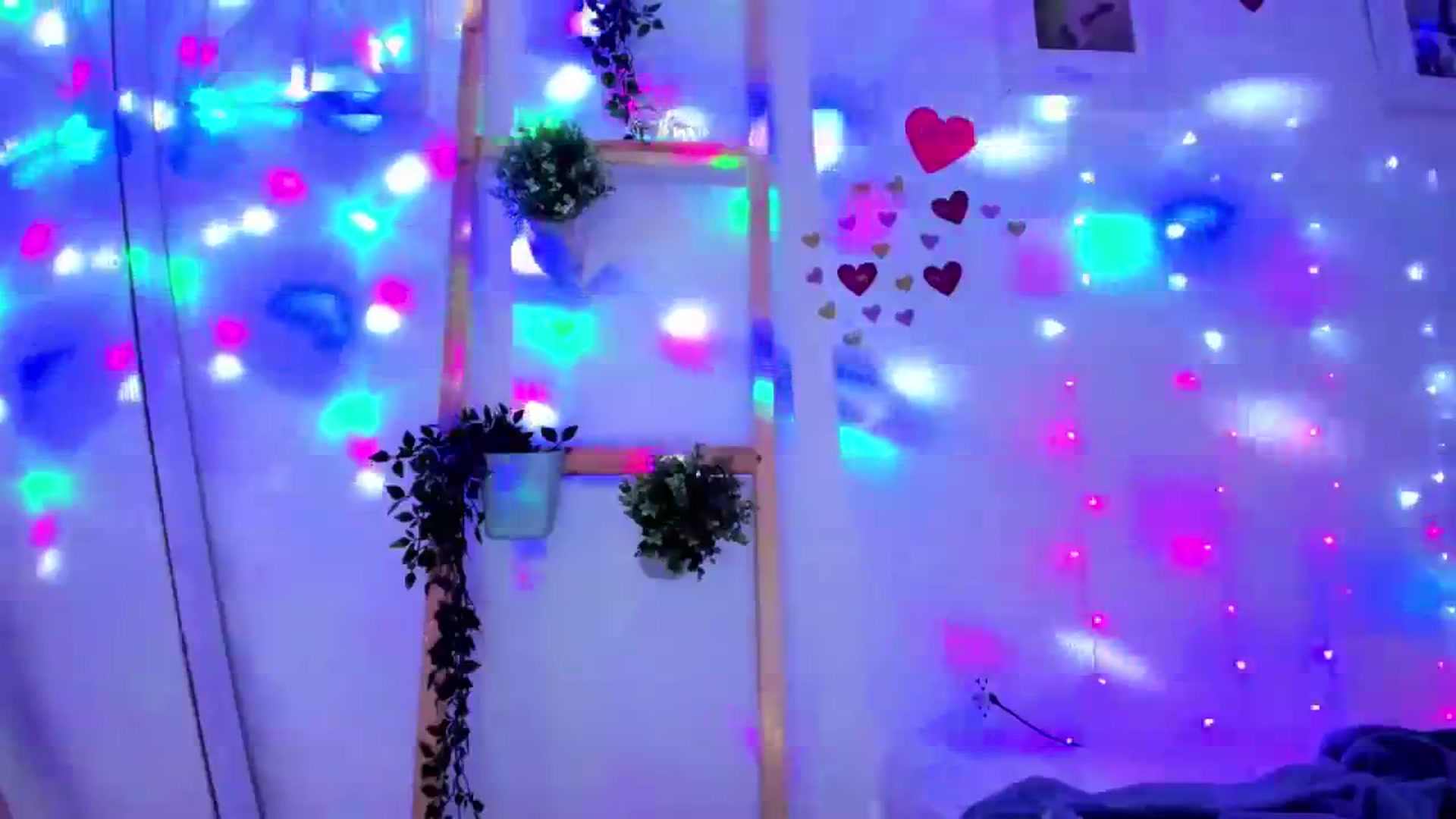 Gallery image thumbnail from Bunni_'s myfreecams stream on, 01/12/2024, 07:43 image 11 of 20