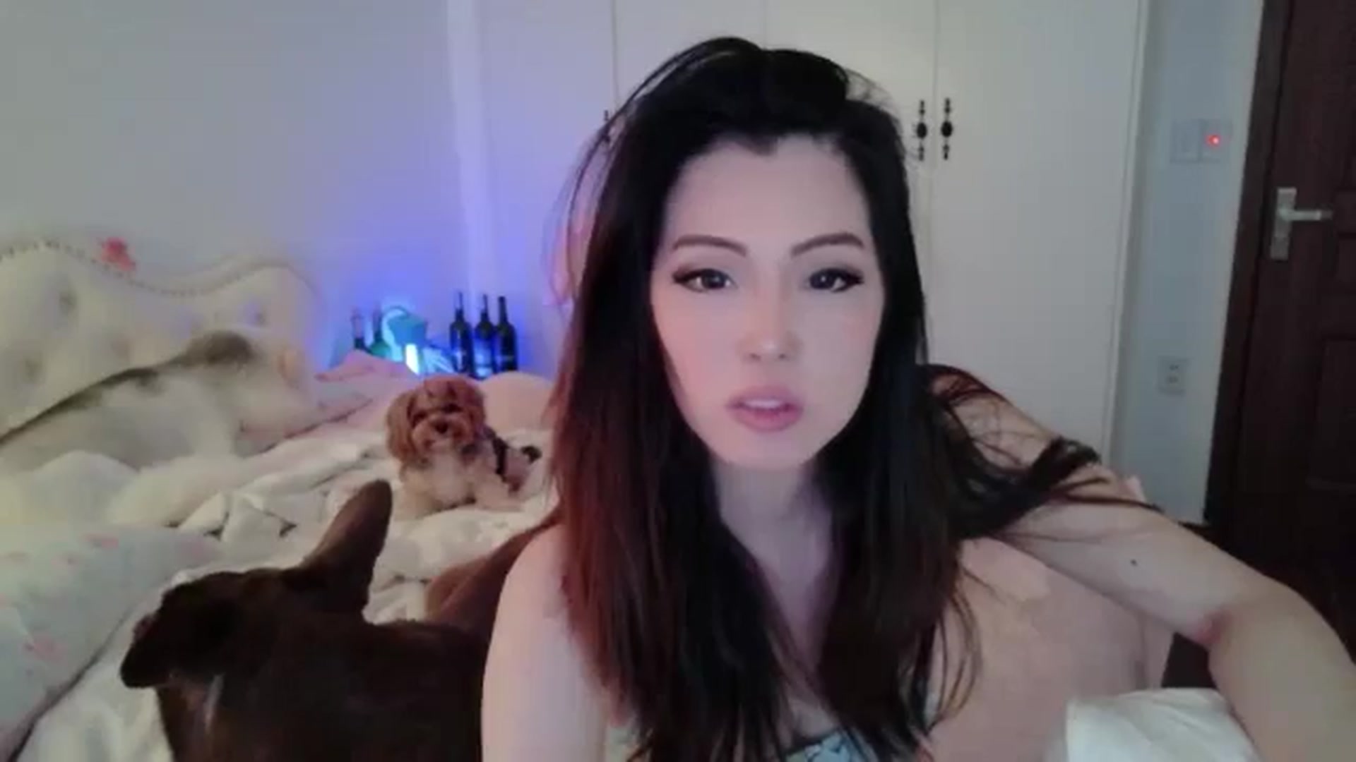 Gallery image thumbnail from Bunni_'s myfreecams stream on, 04/21/2026, 06:00 image 20 of 20