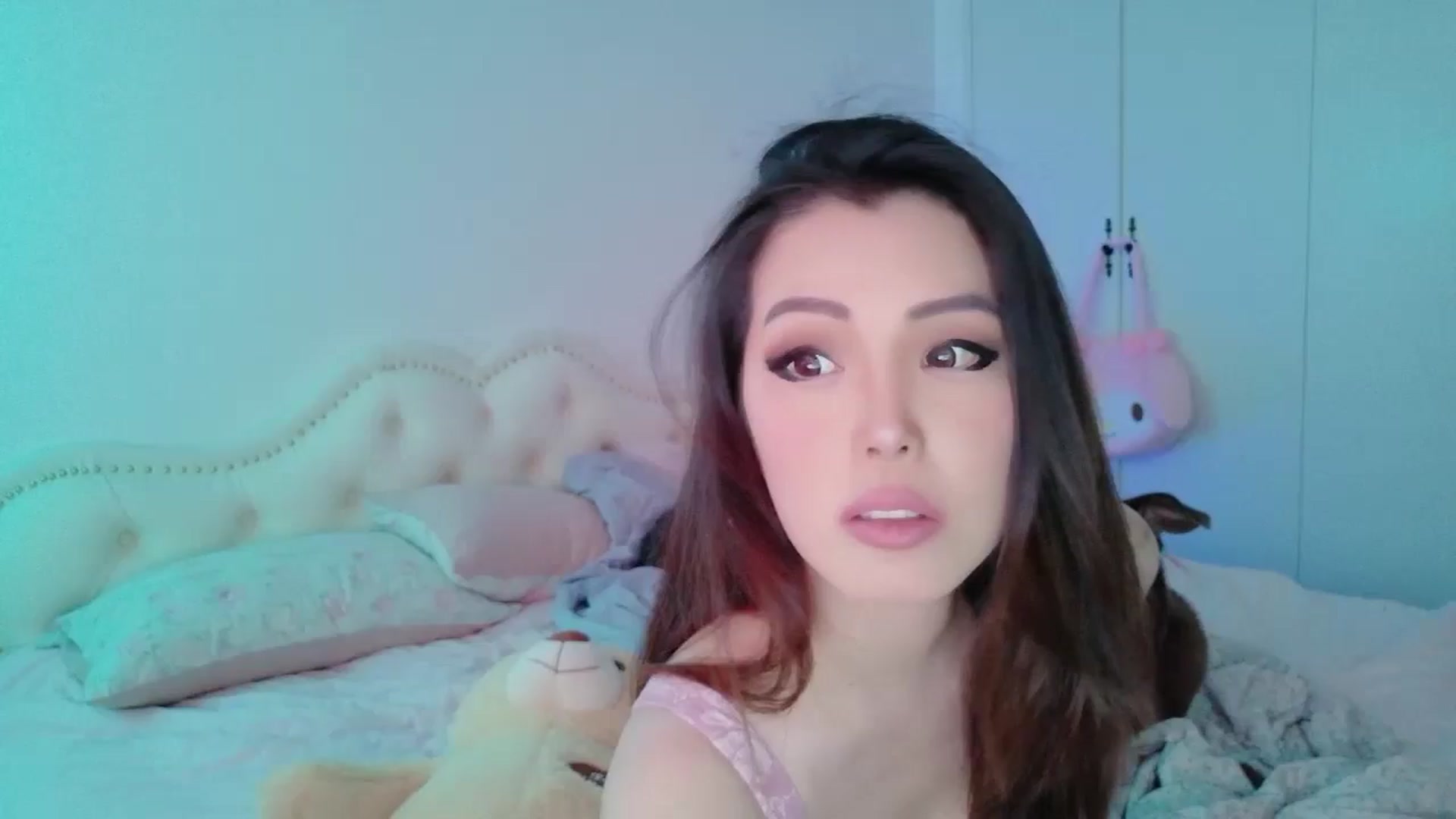 Gallery image thumbnail from Bunni_'s myfreecams stream on, 04/26/2026, 06:17 image 1 of 20