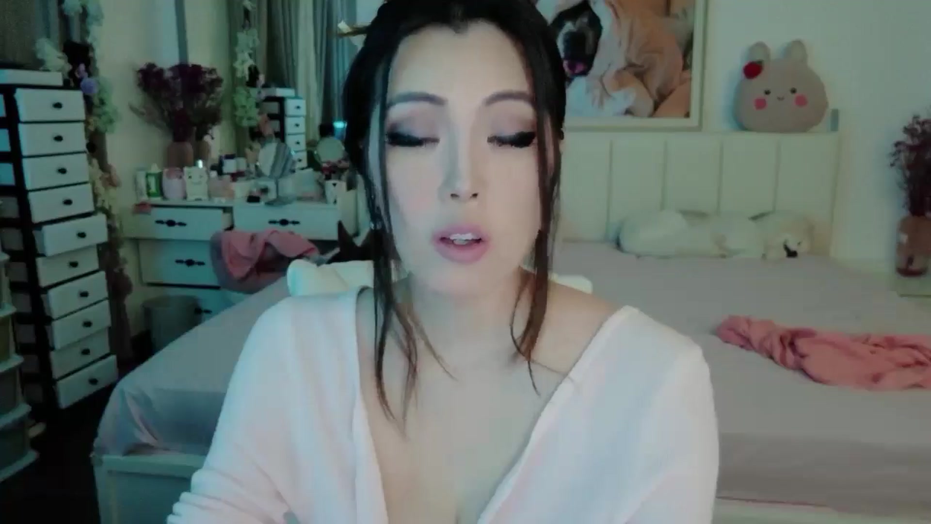 Gallery image thumbnail from Bunni_'s myfreecams stream on, 05/08/2026, 05:53 image 11 of 20