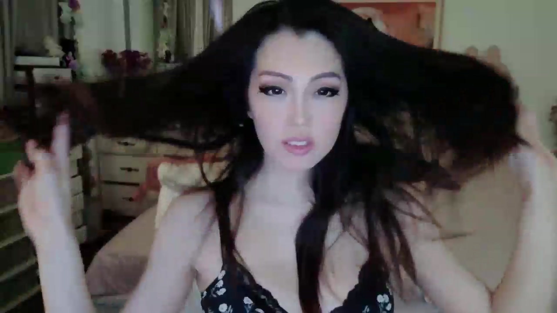 Gallery image thumbnail from Bunni_'s myfreecams stream on, 05/09/2026, 06:08 image 9 of 20