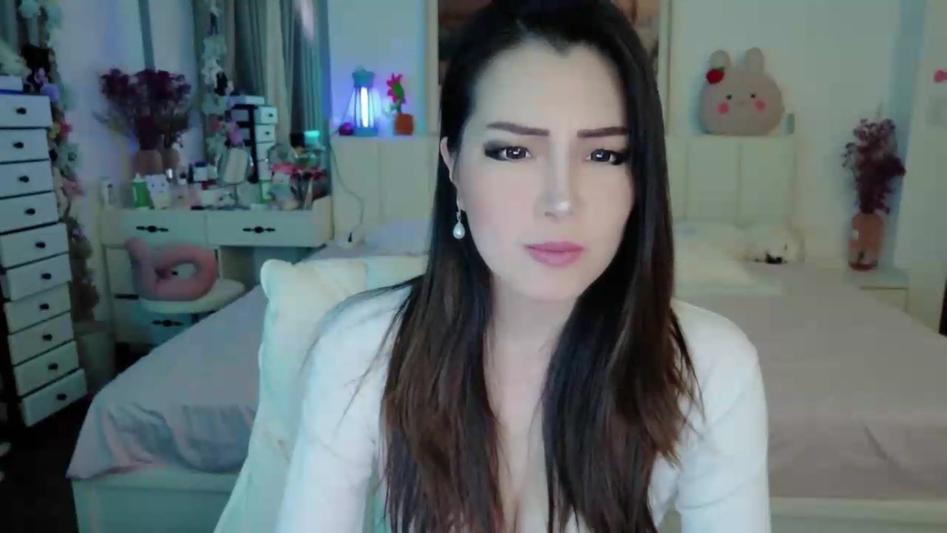 Gallery image thumbnail from Bunni_'s myfreecams stream on, 05/13/2026, 05:34 image 16 of 20