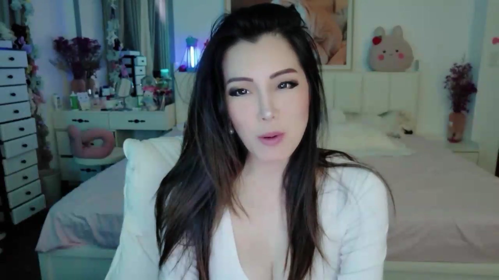 Gallery image thumbnail from Bunni_'s myfreecams stream on, 05/13/2026, 05:34 image 6 of 20