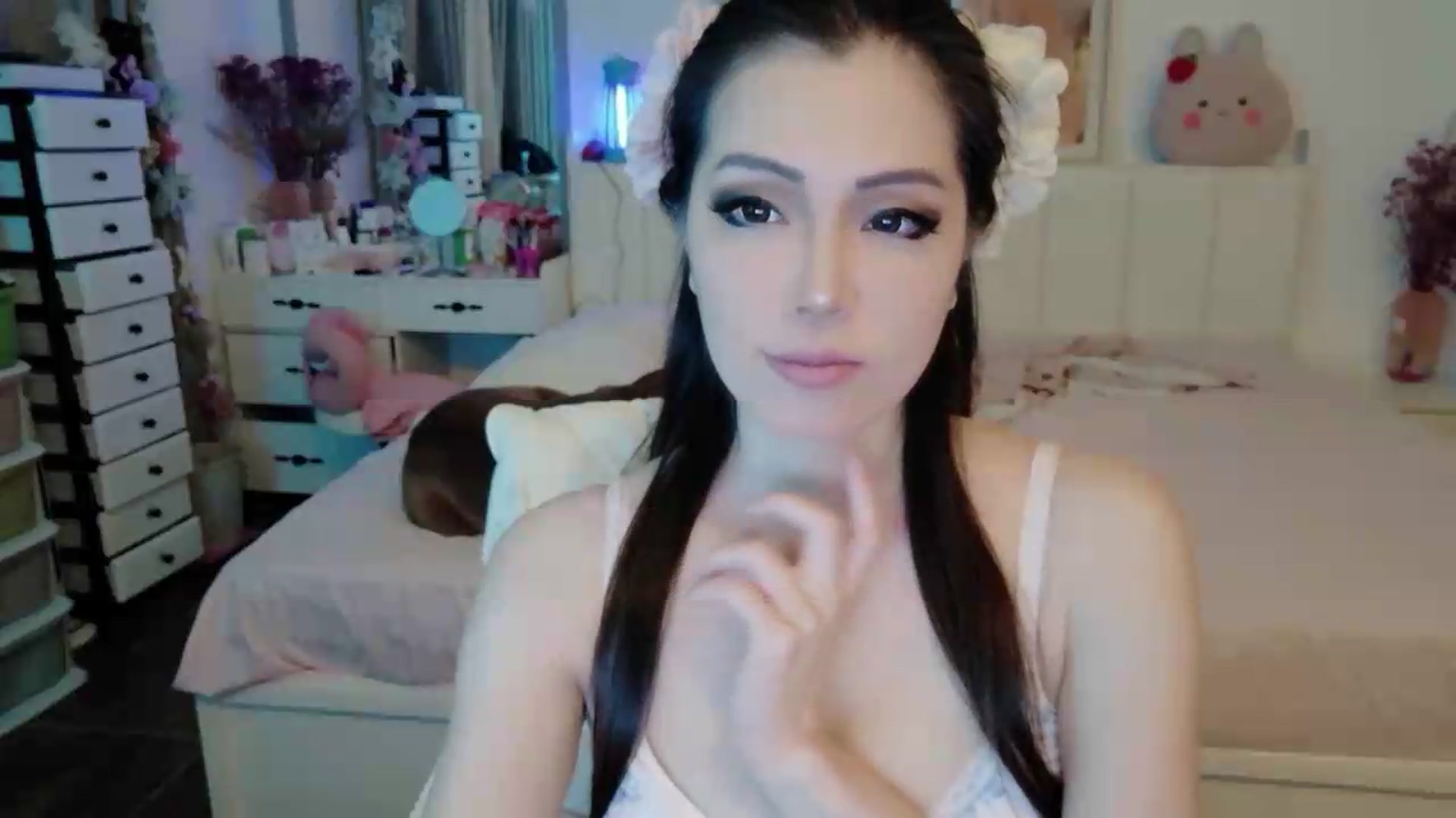 Gallery image thumbnail from Bunni_'s myfreecams stream on, 05/14/2026, 06:08 image 11 of 20