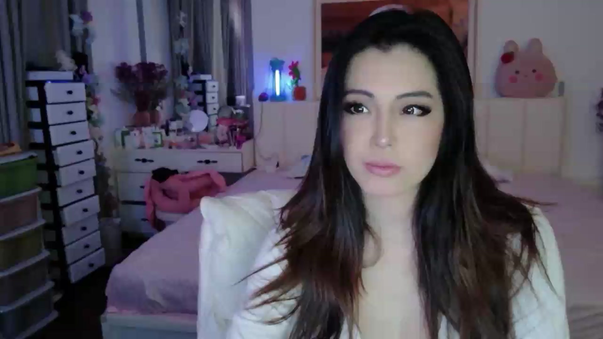 Gallery image thumbnail from Bunni_'s myfreecams stream on, 05/16/2026, 05:48 image 7 of 20