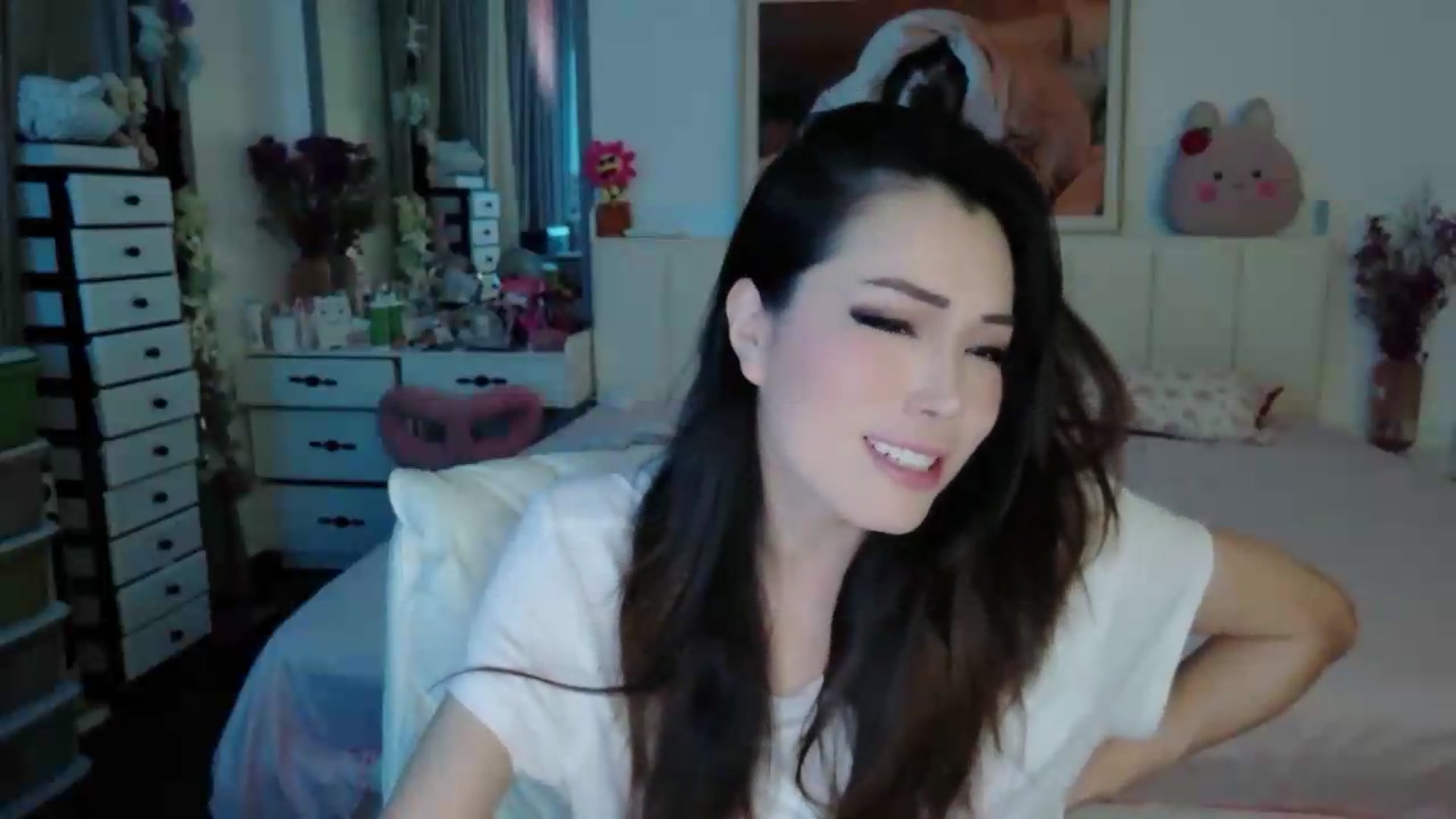 Gallery image thumbnail from Bunni_'s myfreecams stream on, 06/02/2026, 04:46 image 15 of 20