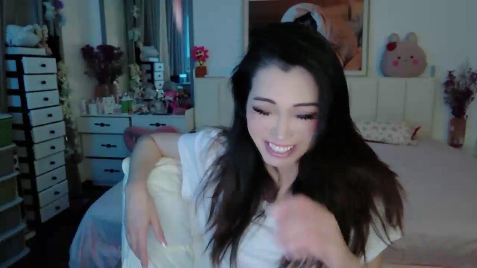 Gallery image thumbnail from Bunni_'s myfreecams stream on, 06/02/2026, 04:46 image 8 of 20
