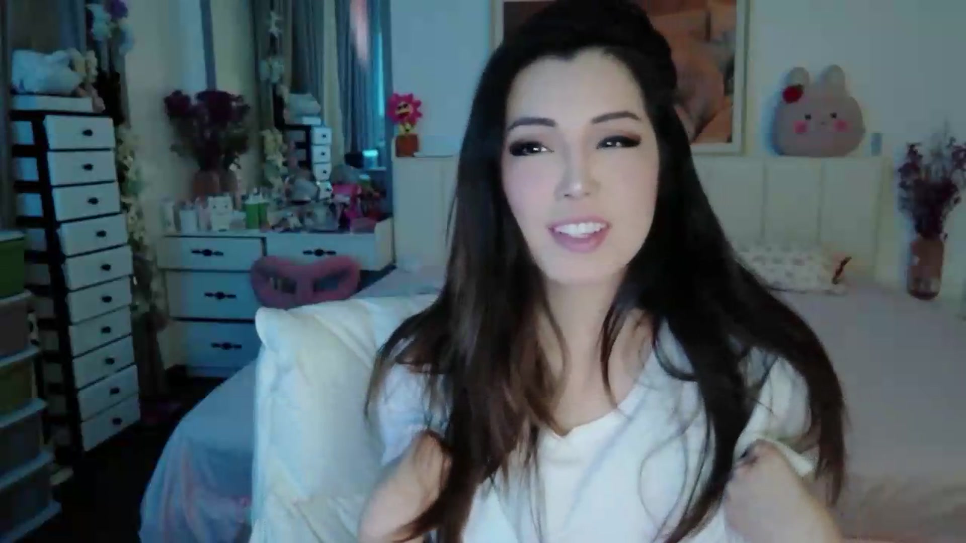 Gallery image thumbnail from Bunni_'s myfreecams stream on, 06/02/2026, 04:46 image 5 of 20