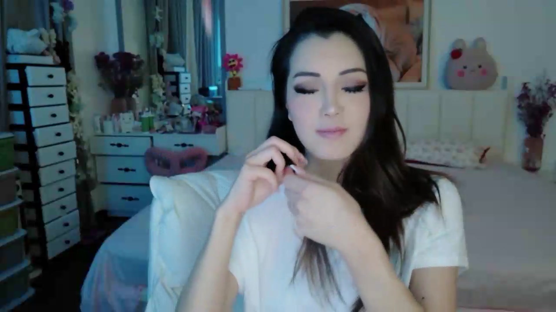 Gallery image thumbnail from Bunni_'s myfreecams stream on, 06/02/2026, 04:46 image 3 of 20