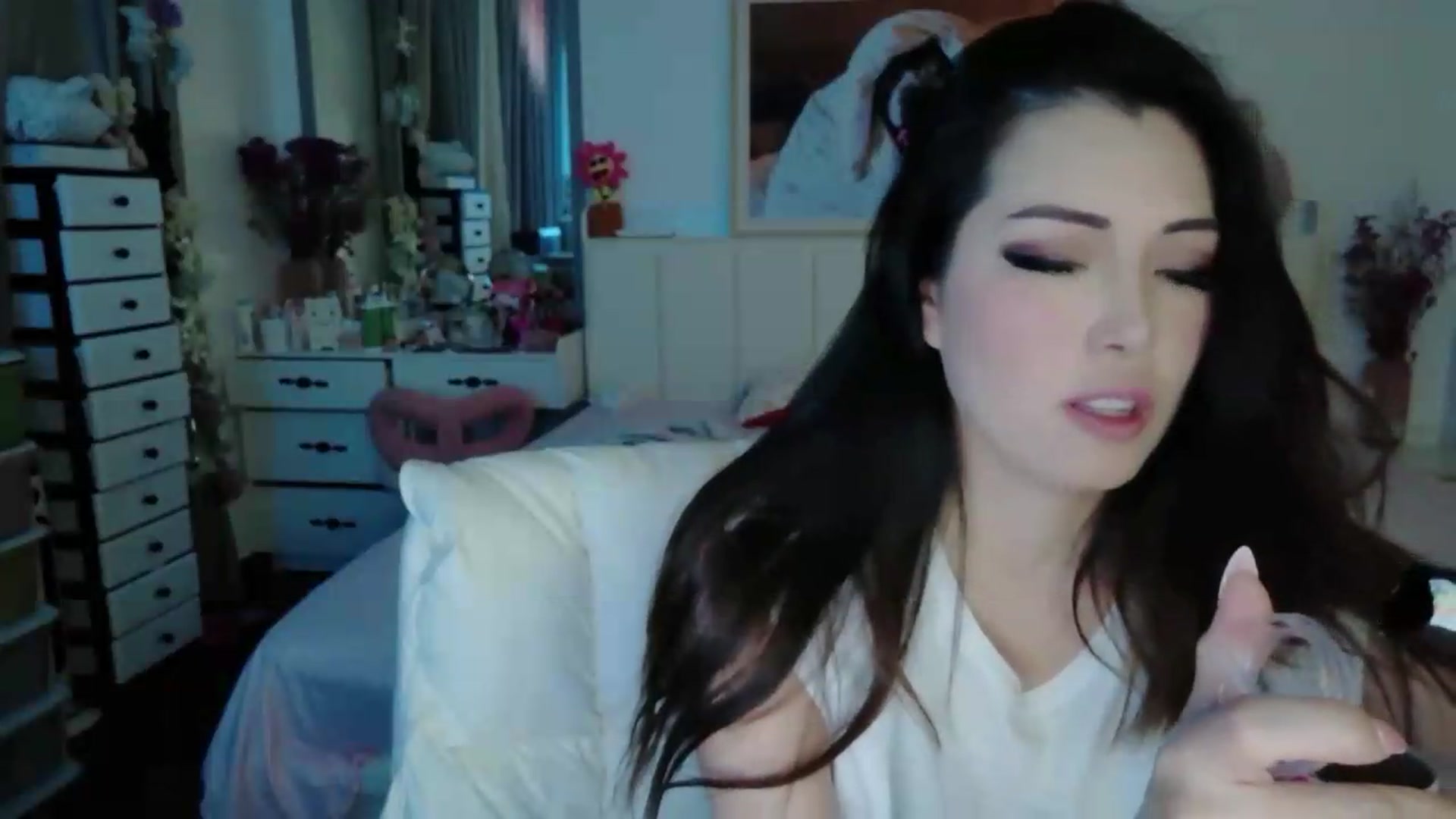 Gallery image thumbnail from Bunni_'s myfreecams stream on, 06/02/2026, 05:46 image 15 of 20
