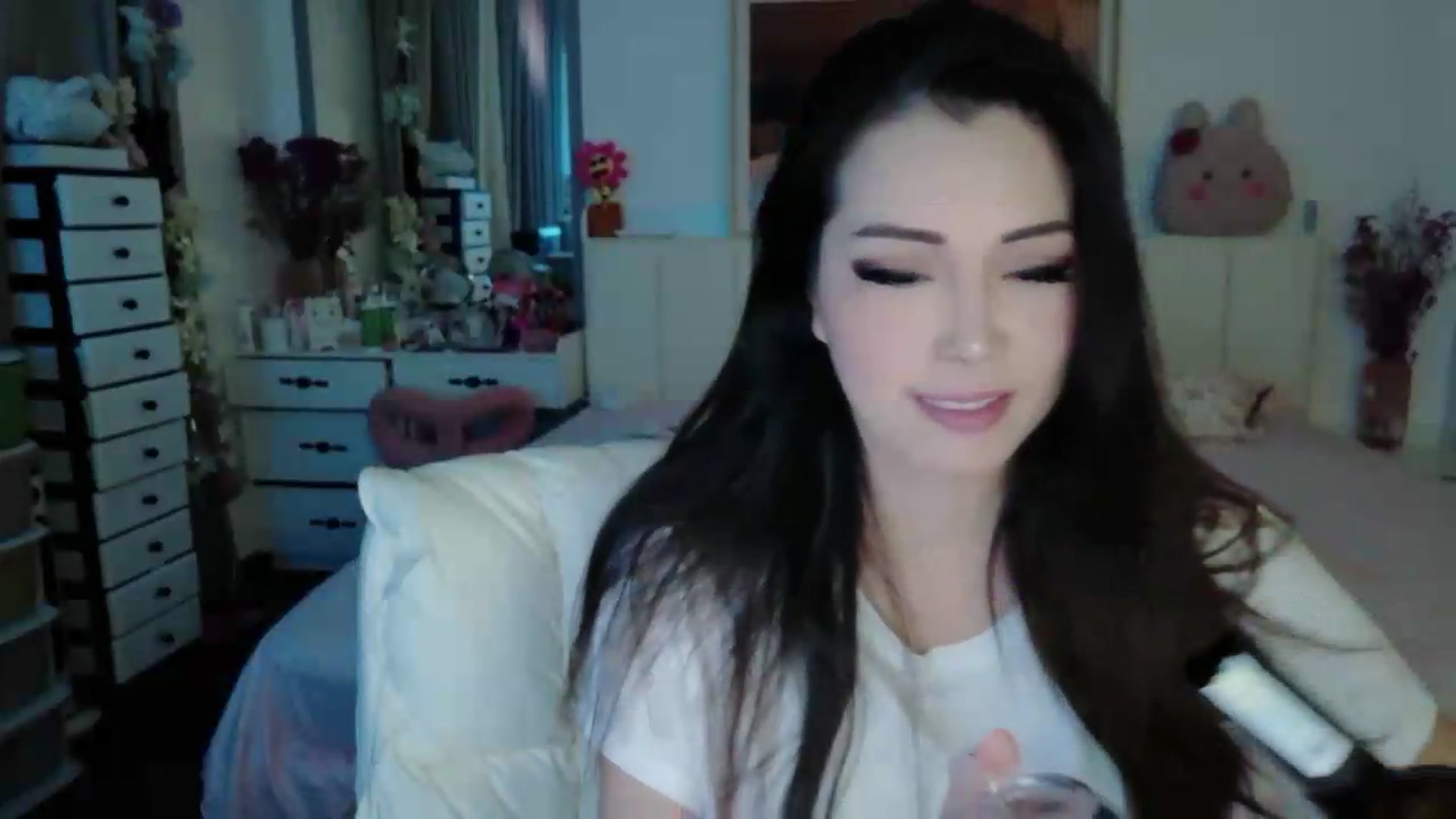 Gallery image thumbnail from Bunni_'s myfreecams stream on, 06/02/2026, 05:46 image 8 of 20