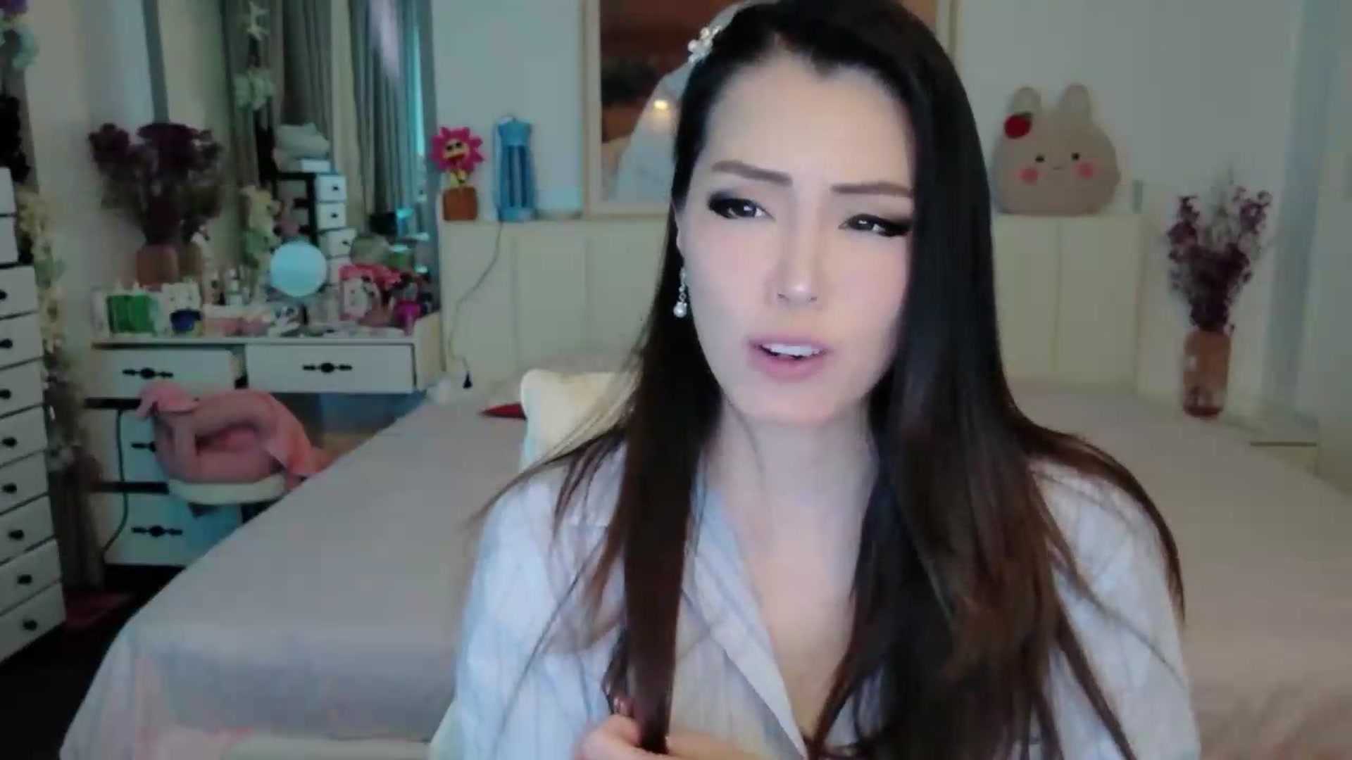 Gallery image thumbnail from Bunni_'s myfreecams stream on, 06/03/2026, 05:11 image 18 of 20