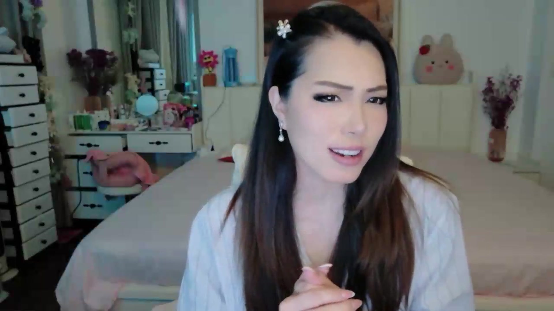Gallery image thumbnail from Bunni_'s myfreecams stream on, 06/03/2026, 05:11 image 11 of 20
