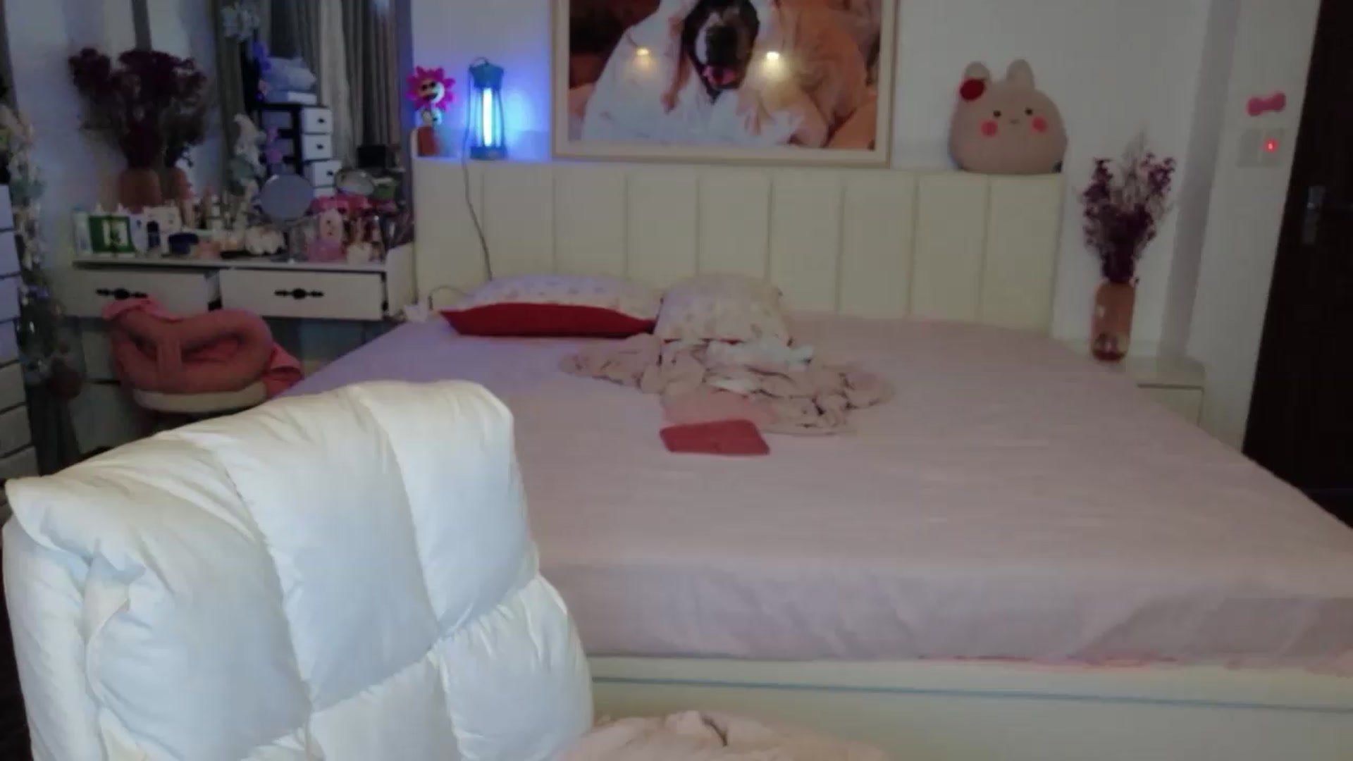 Gallery image thumbnail from Bunni_'s myfreecams stream on, 06/04/2026, 05:22 image 10 of 20