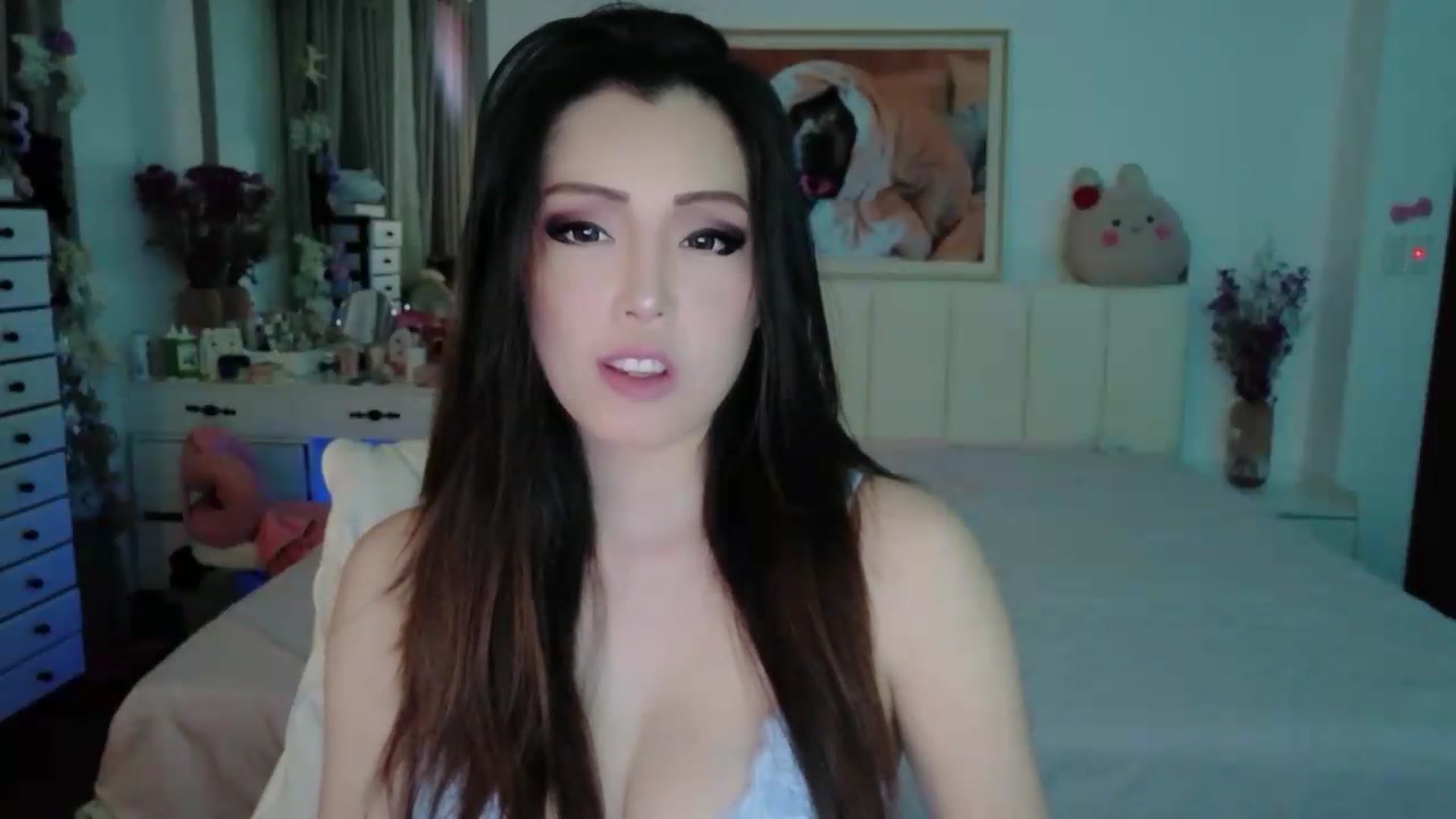 Gallery image thumbnail from Bunni_'s myfreecams stream on, 06/08/2026, 05:38 image 19 of 20