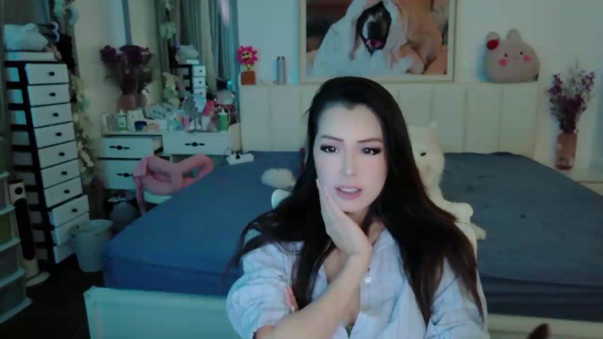 Gallery image thumbnail from Bunni_'s myfreecams stream on, 06/10/2026, 06:18 image 6 of 20