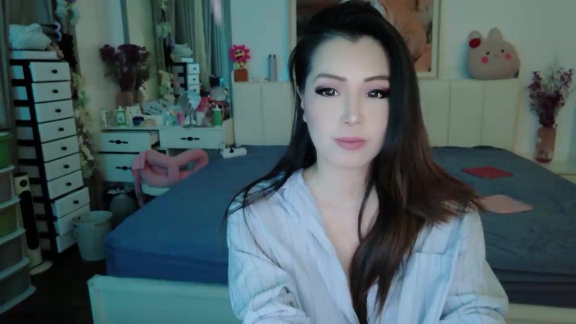 Gallery image thumbnail from Bunni_'s myfreecams stream on, 06/10/2026, 06:18 image 5 of 20