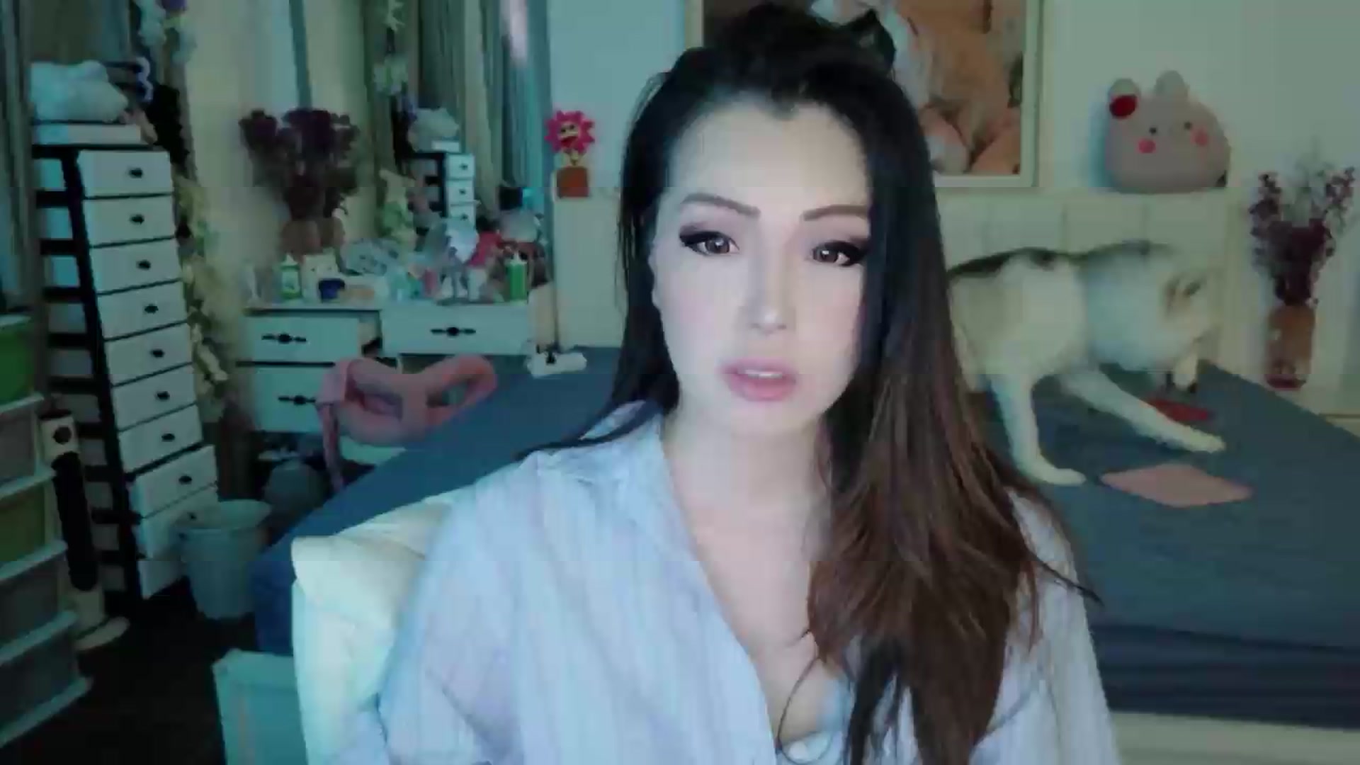 Gallery image thumbnail from Bunni_'s myfreecams stream on, 06/10/2026, 06:18 image 1 of 20