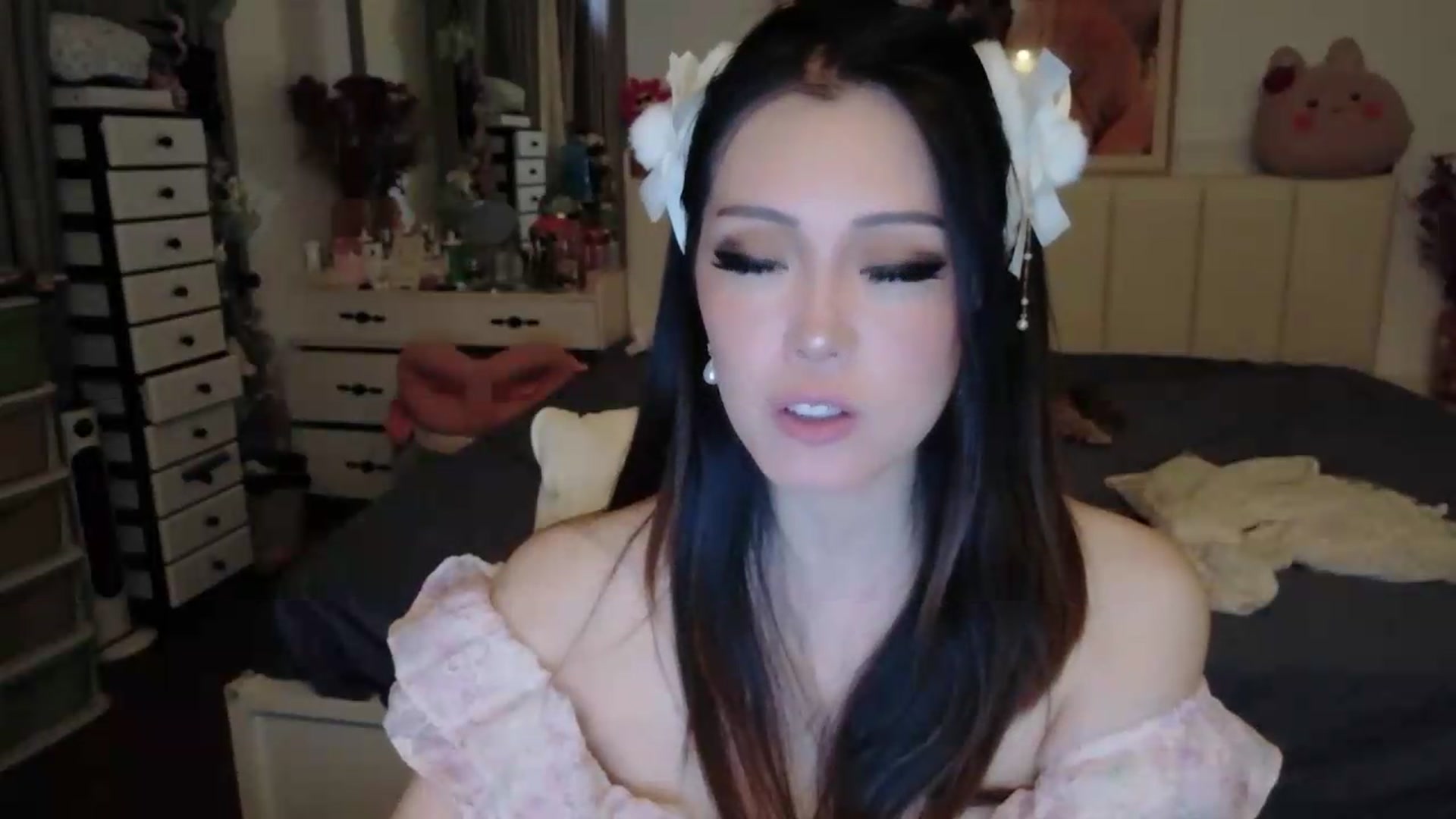 Gallery image thumbnail from Bunni_'s myfreecams stream on, 06/19/2026, 06:19 image 5 of 20