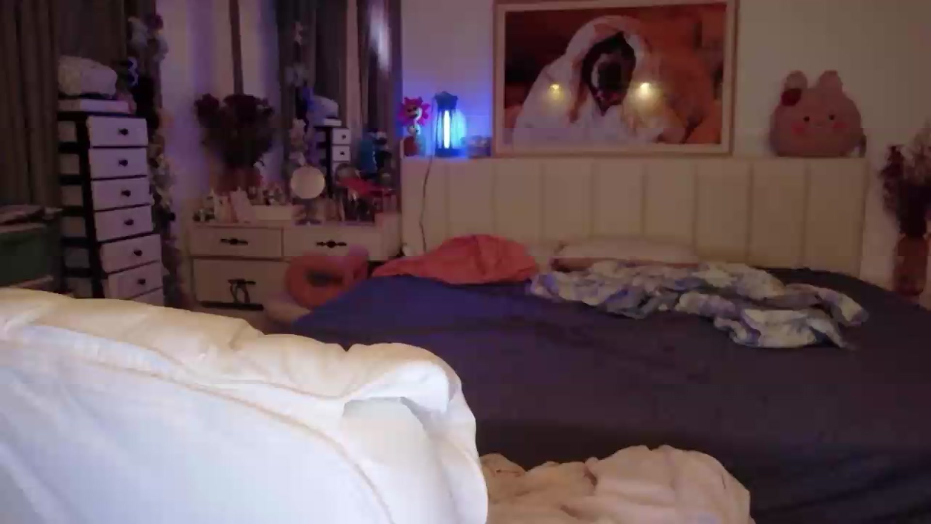 Gallery image thumbnail from Bunni_'s myfreecams stream on, 06/20/2026, 04:52 image 1 of 20