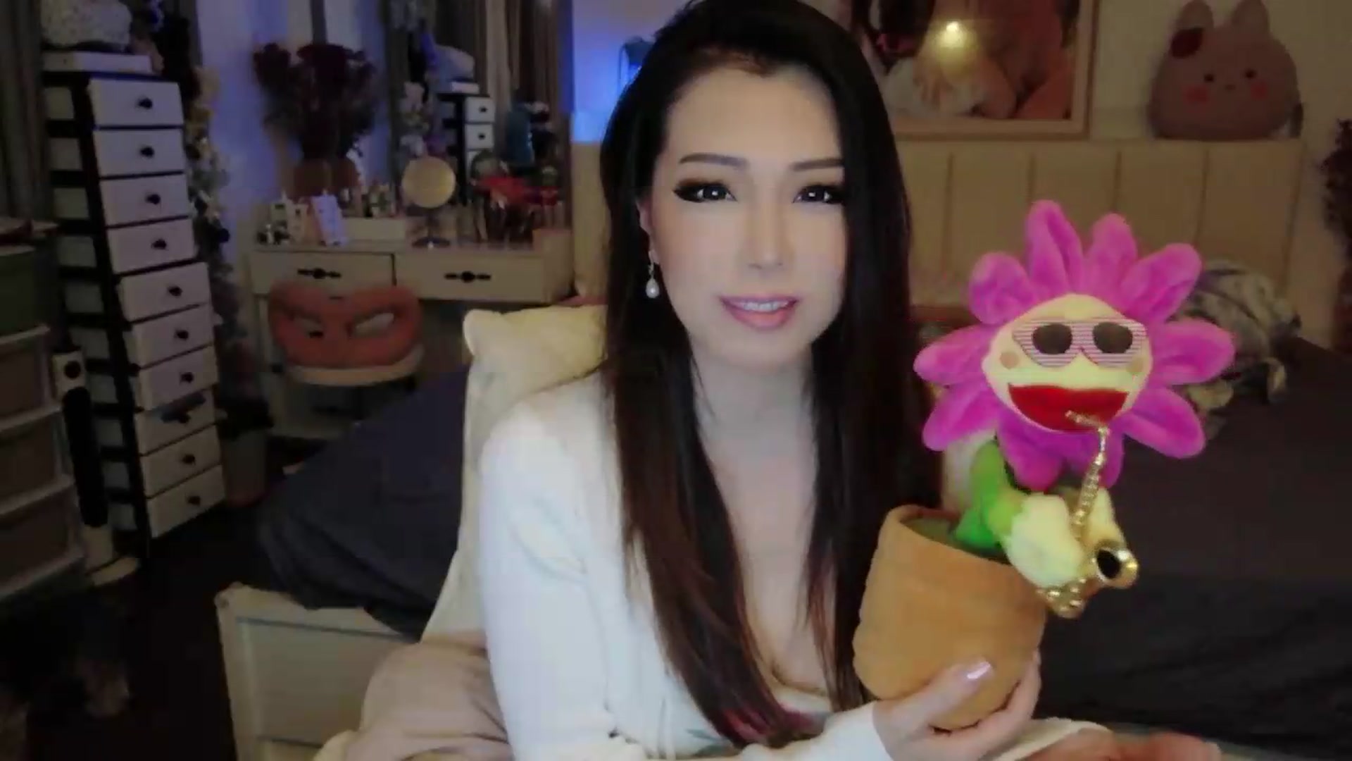 Gallery image thumbnail from Bunni_'s myfreecams stream on, 06/20/2026, 05:58 image 6 of 20