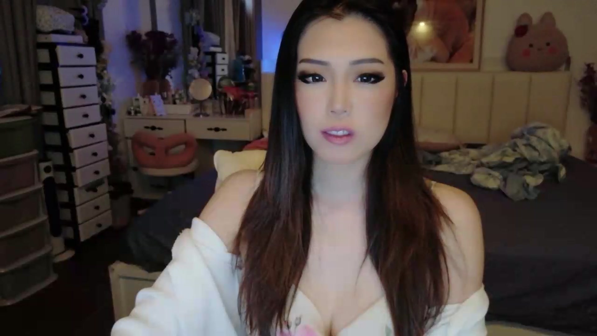 Gallery image thumbnail from Bunni_'s myfreecams stream on, 06/20/2026, 05:58 image 11 of 20