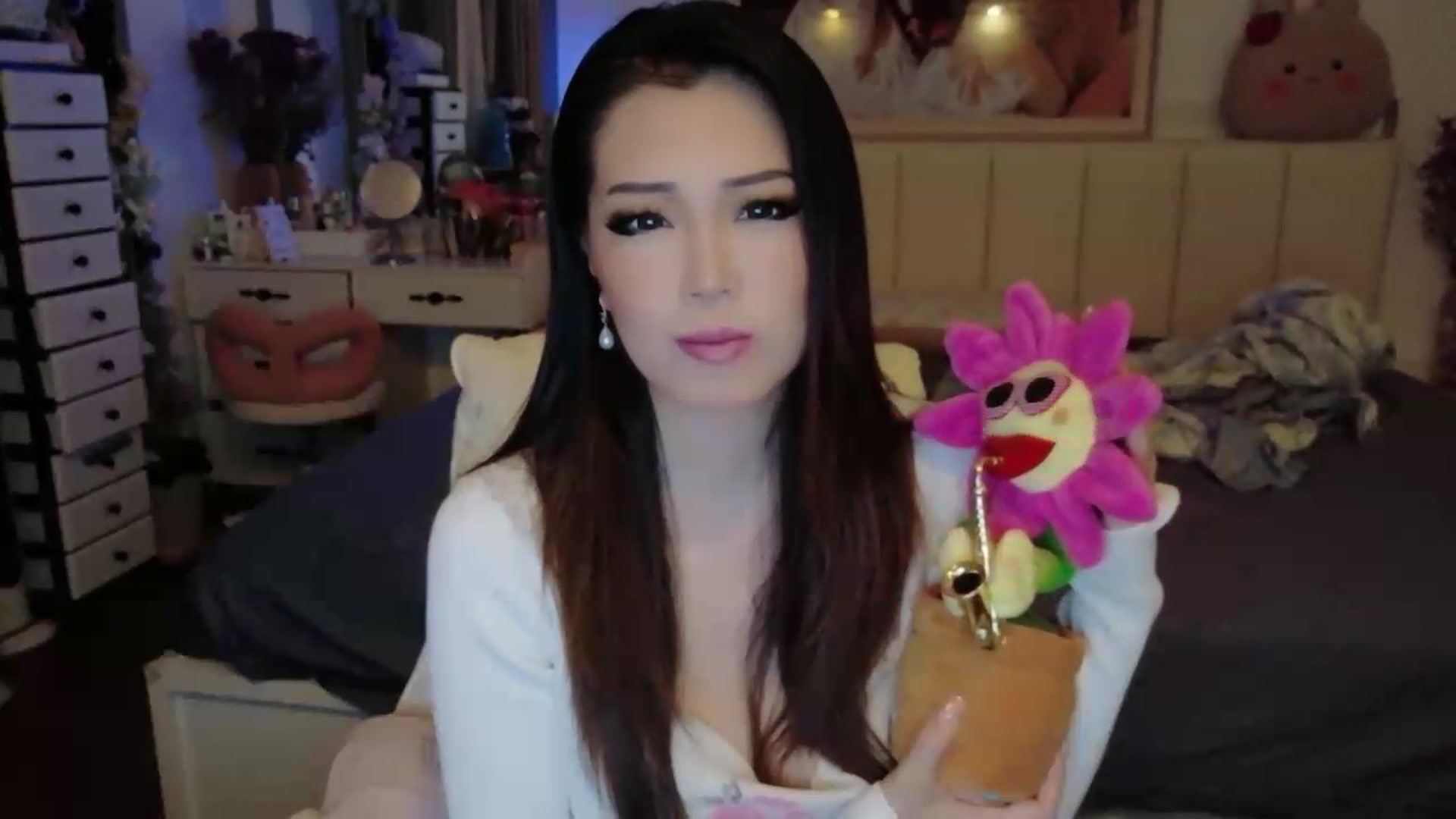 Gallery image thumbnail from Bunni_'s myfreecams stream on, 06/20/2026, 05:58 image 7 of 20