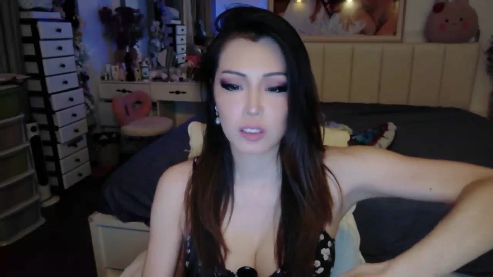 Gallery image thumbnail from Bunni_'s myfreecams stream on, 06/21/2026, 04:54 image 17 of 20