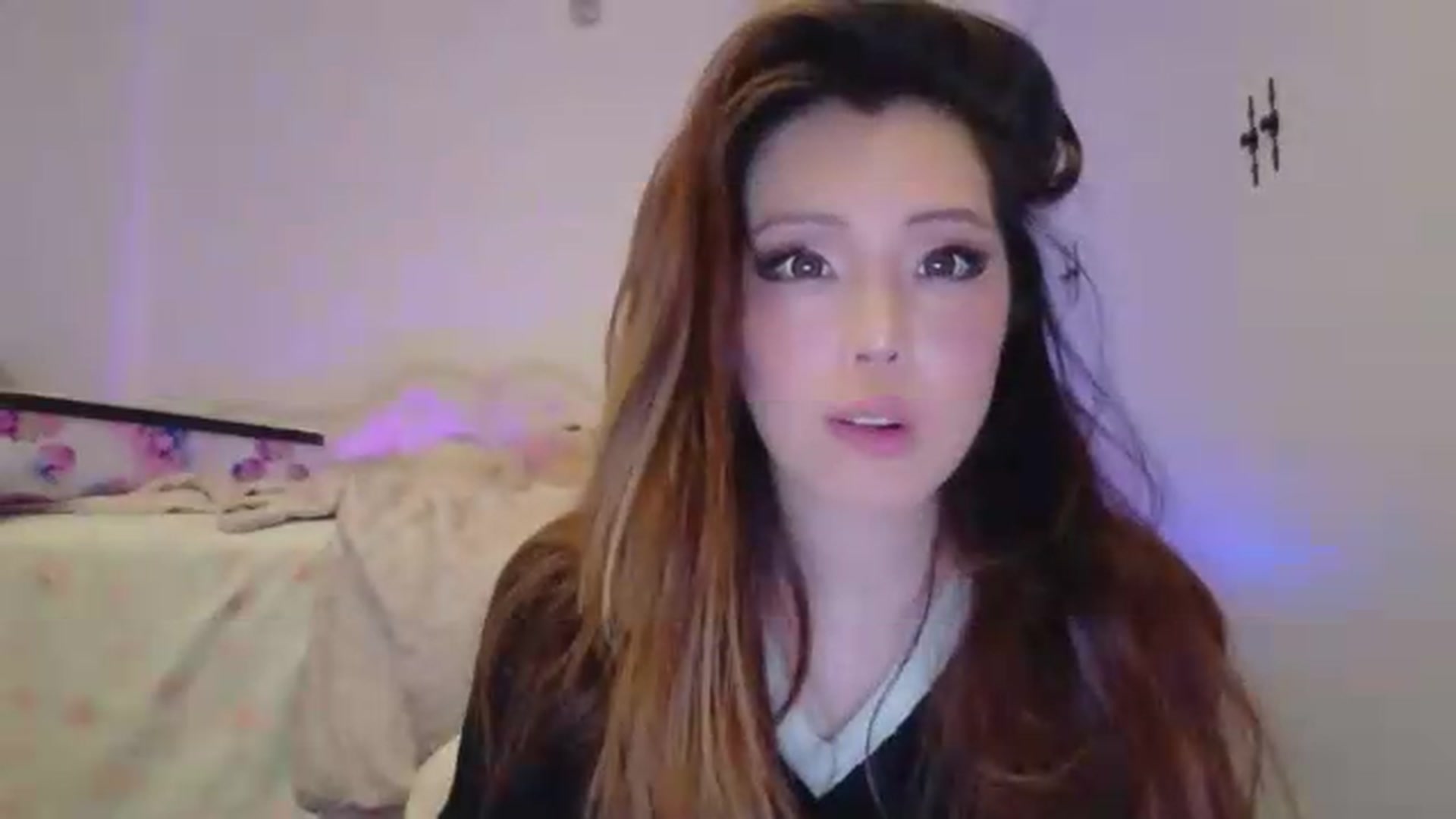 Gallery image thumbnail from Bunni_'s myfreecams stream on, 07/08/2026, 04:40 image 15 of 20