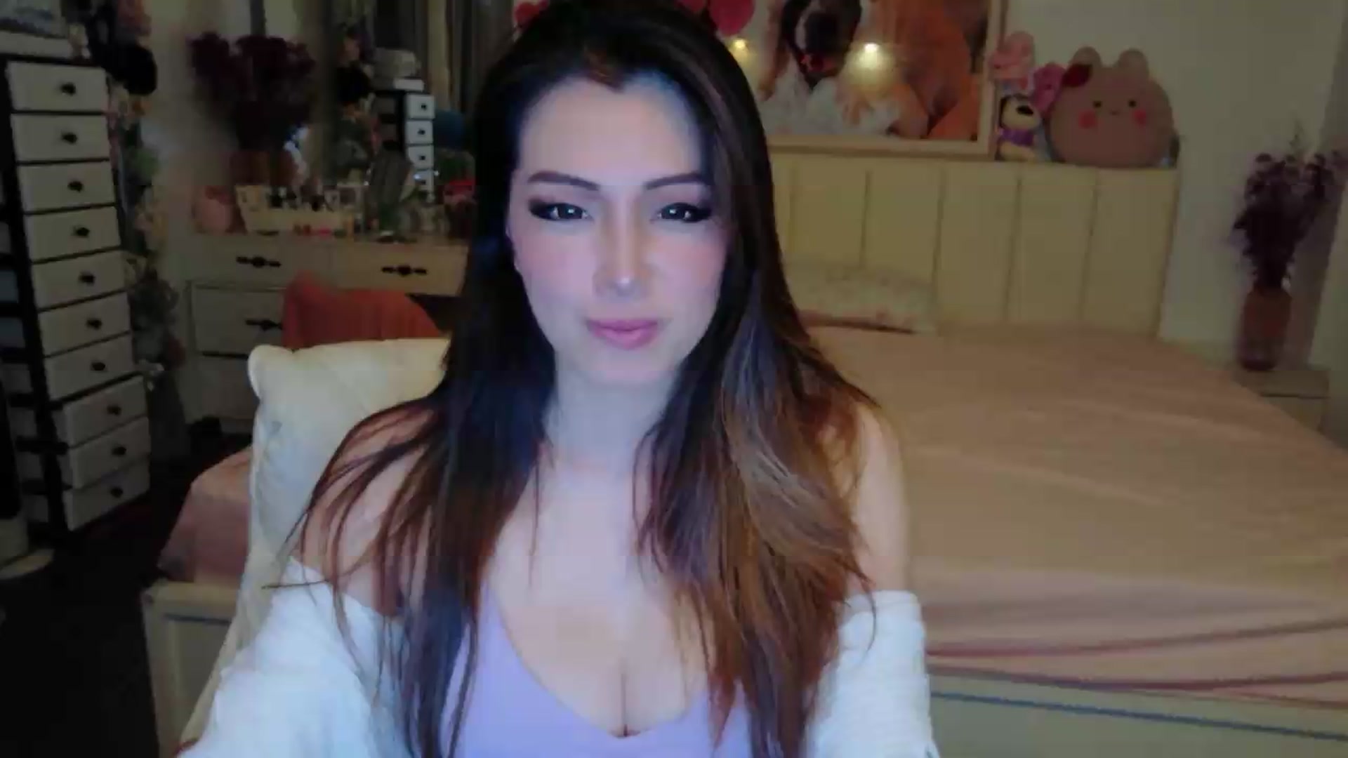Gallery image thumbnail from Bunni_'s myfreecams stream on, 07/13/2026, 05:00 image 1 of 20