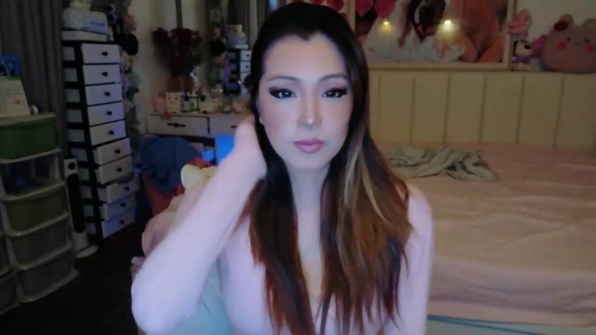 Gallery image thumbnail from Bunni_'s myfreecams stream on, 07/16/2026, 04:47 image 8 of 20