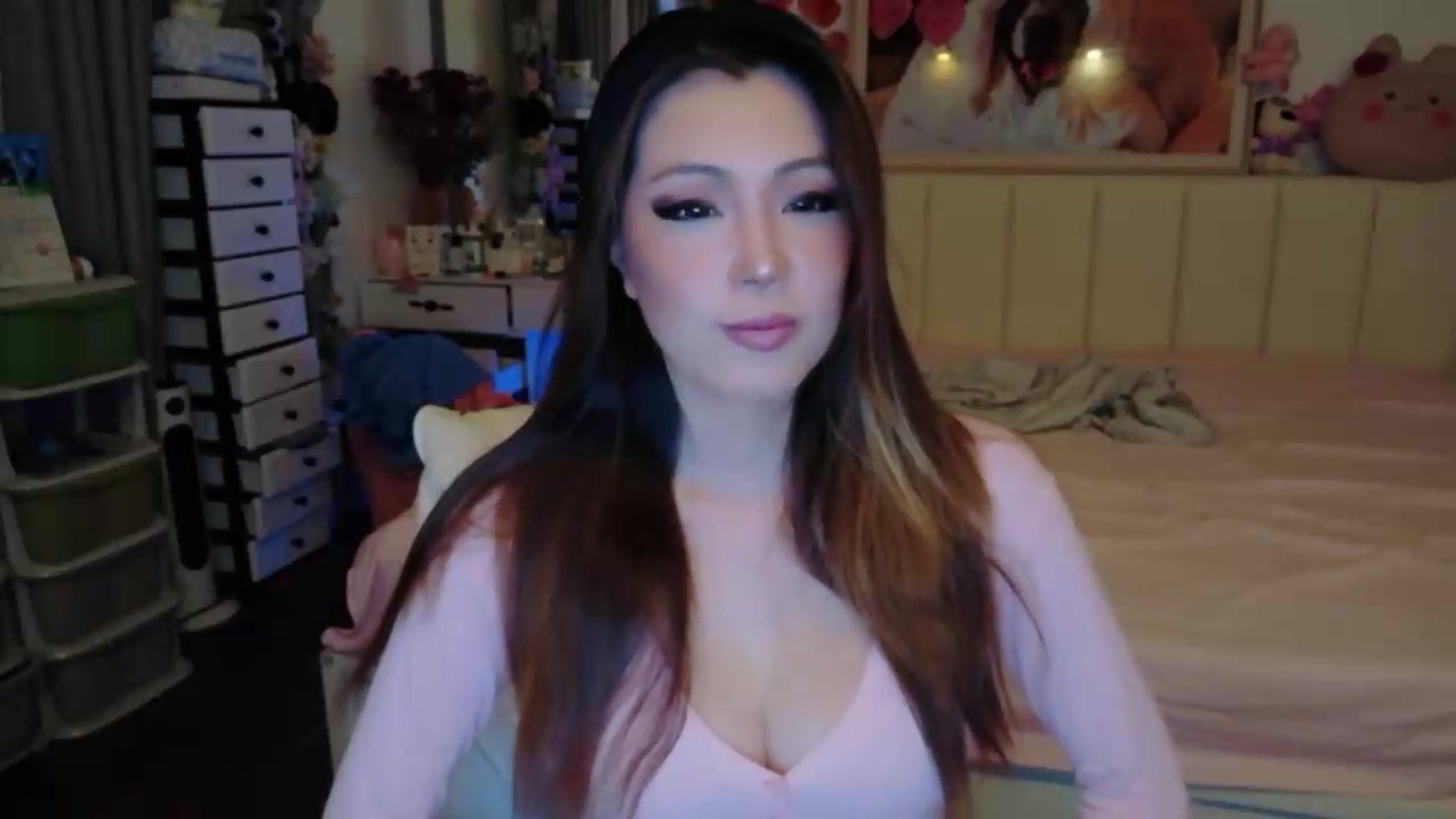 Gallery image thumbnail from Bunni_'s myfreecams stream on, 07/16/2026, 04:47 image 12 of 20