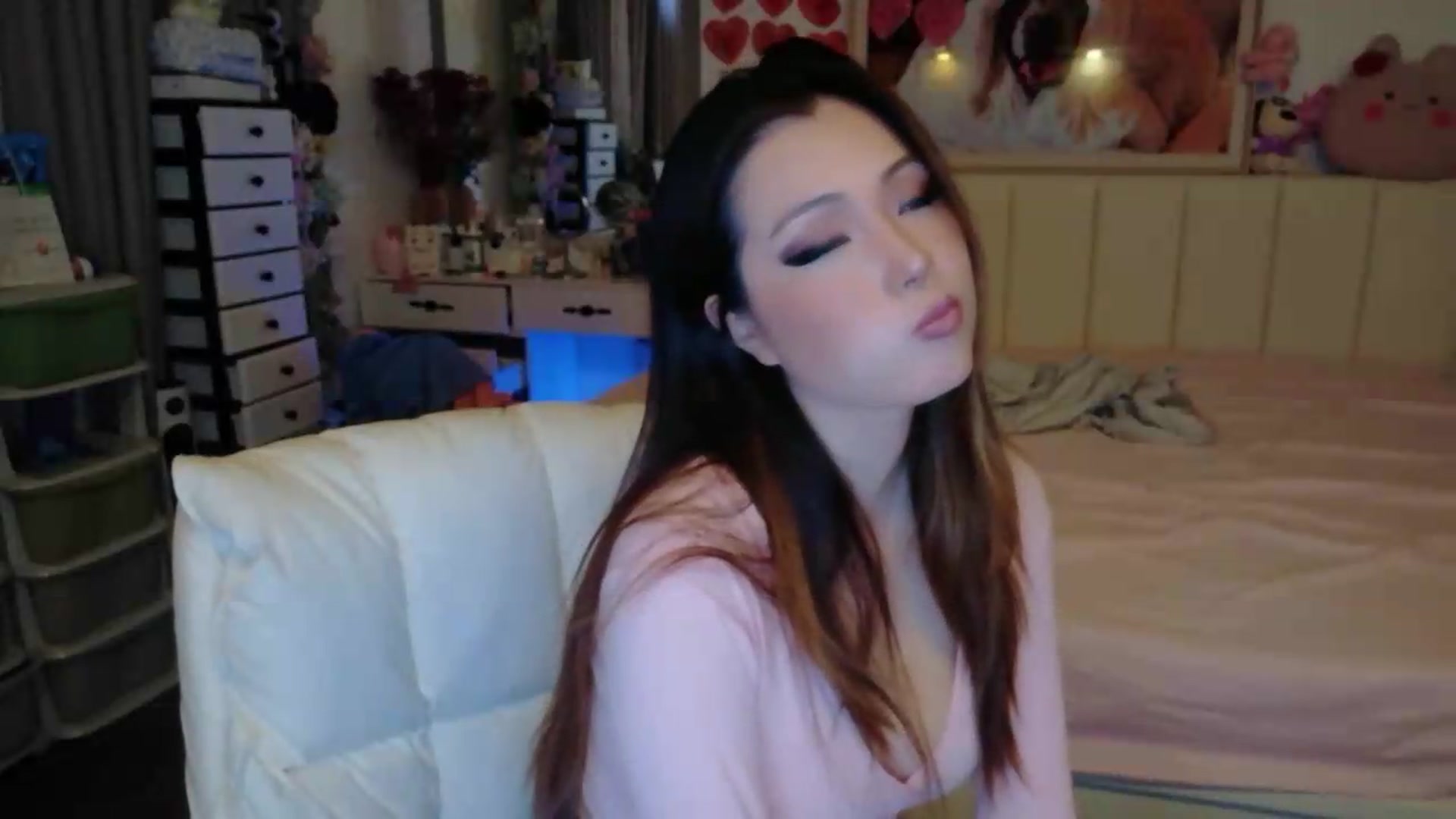 Gallery image thumbnail from Bunni_'s myfreecams stream on, 07/16/2026, 04:47 image 9 of 20